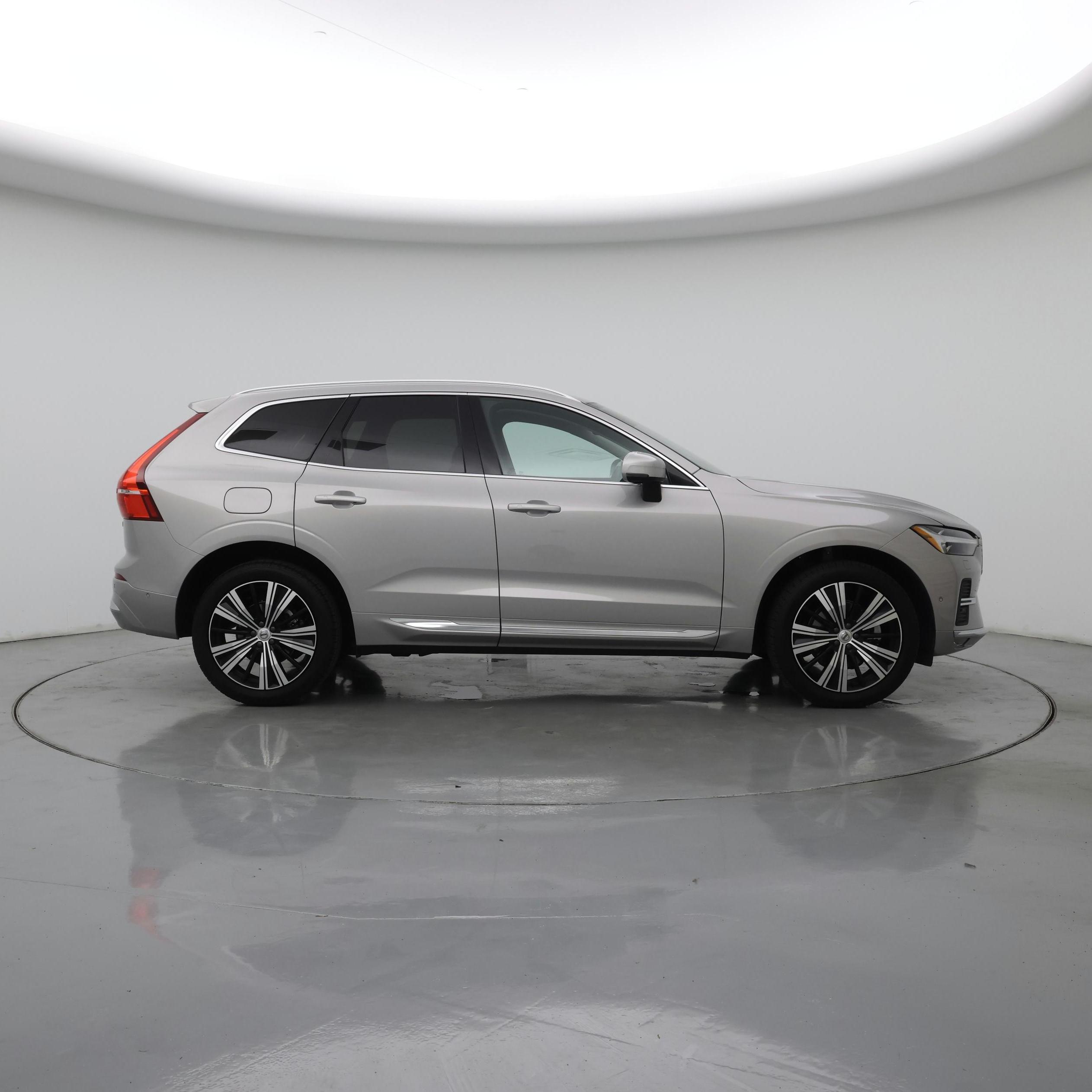 Thumbnail: 2023 Volvo XC60 - 7