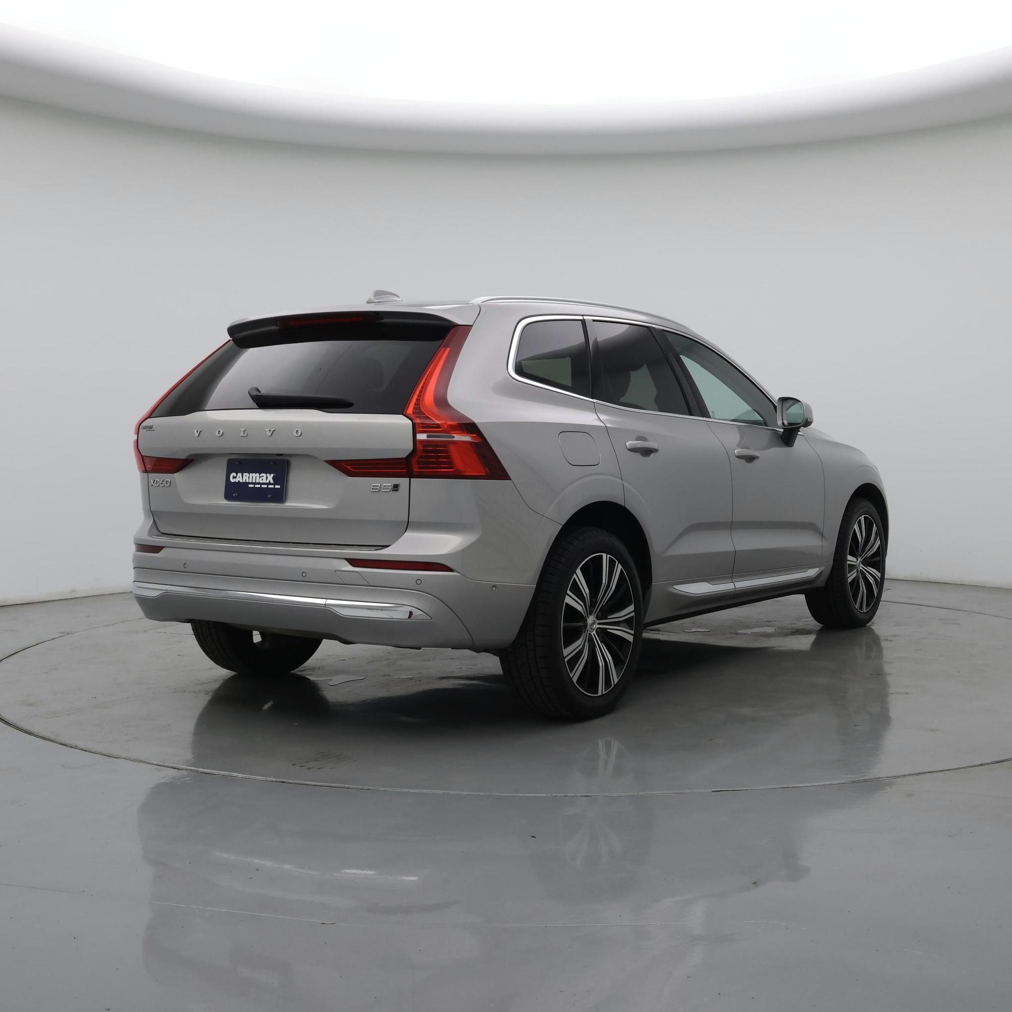 Thumbnail: 2023 Volvo XC60 - 8