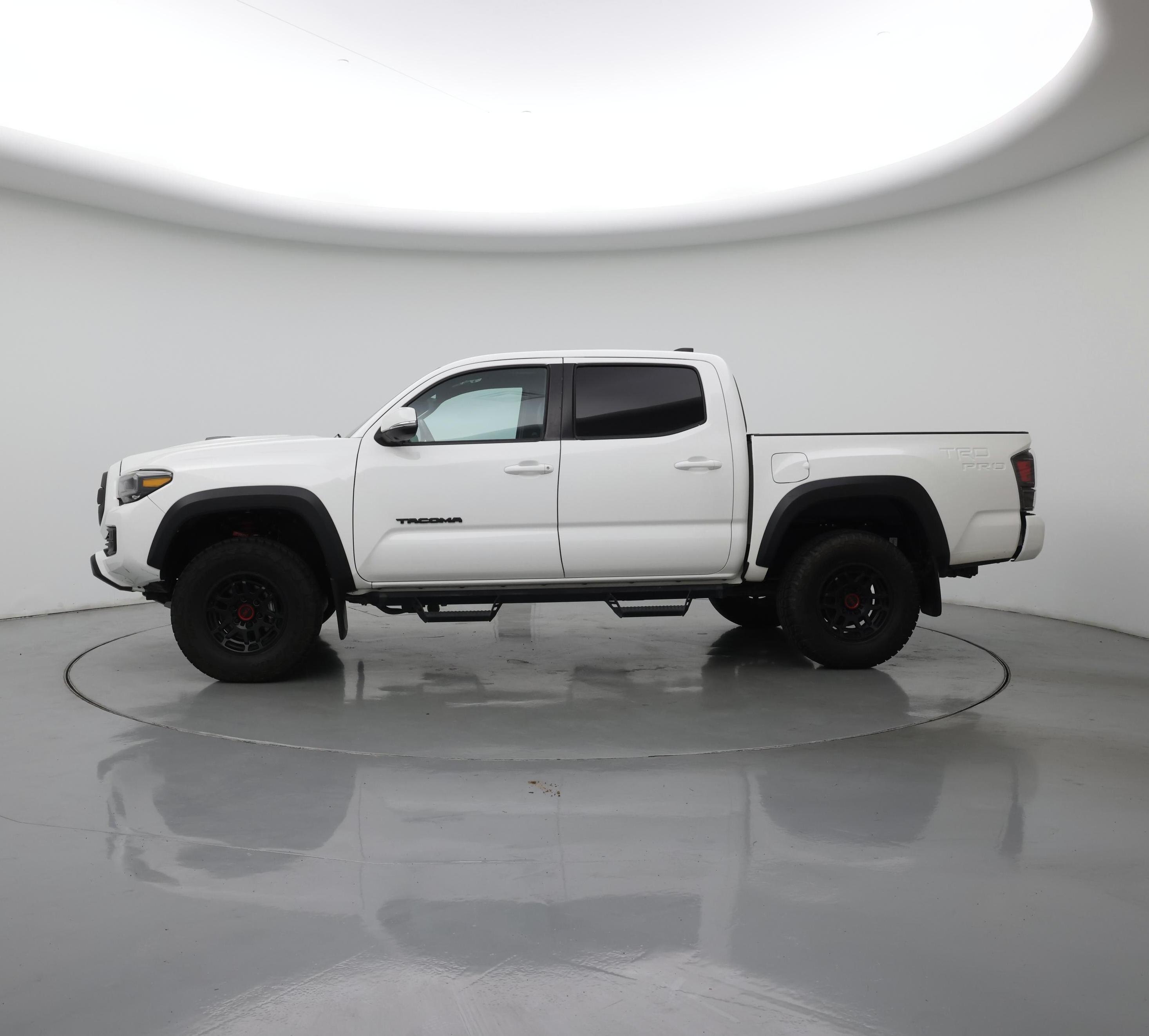Thumbnail: 2022 Toyota Tacoma - 3