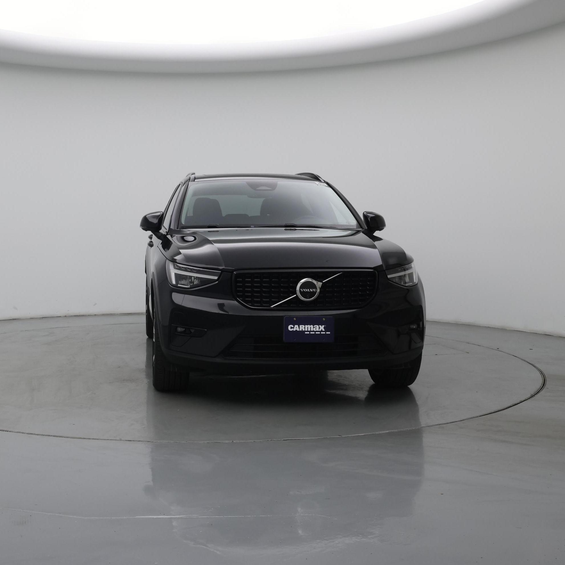 Thumbnail: 2025 Volvo XC40 - 5