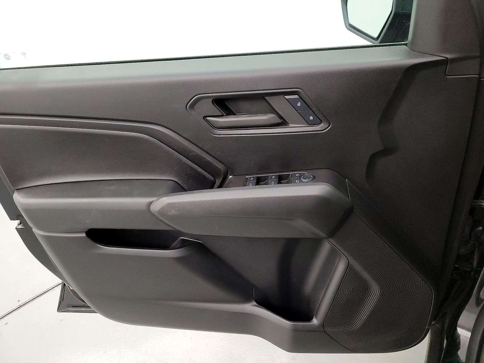 2024 Chevrolet Colorado Work Truck - Photo 13