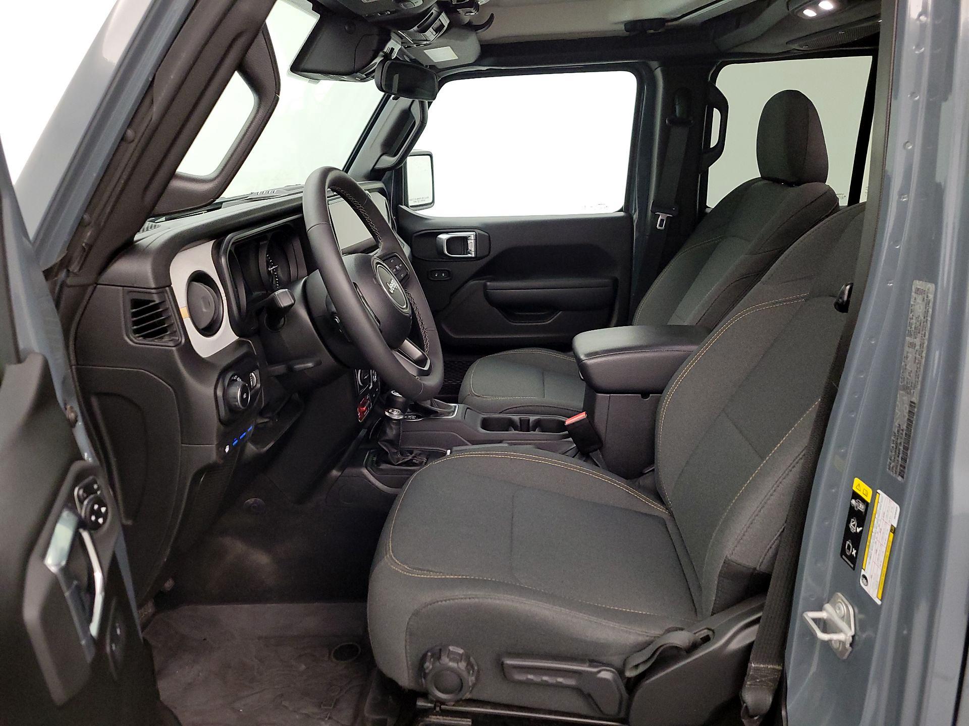 Thumbnail: 2025 Jeep Wrangler - 11