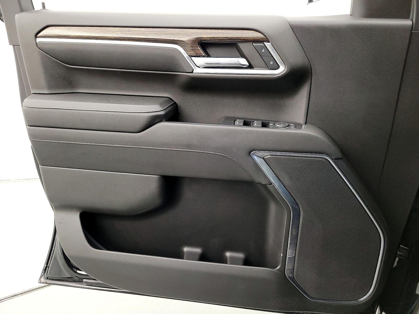 2023 GMC Sierra 1500 Elevation - Photo 13