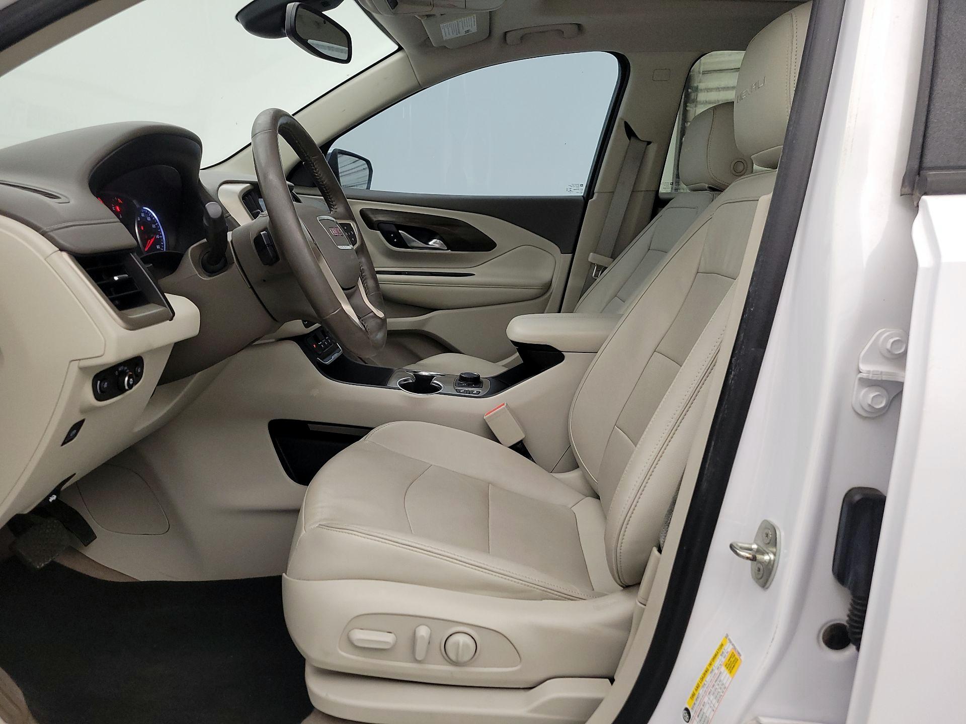 Thumbnail: 2018 GMC Terrain - 11