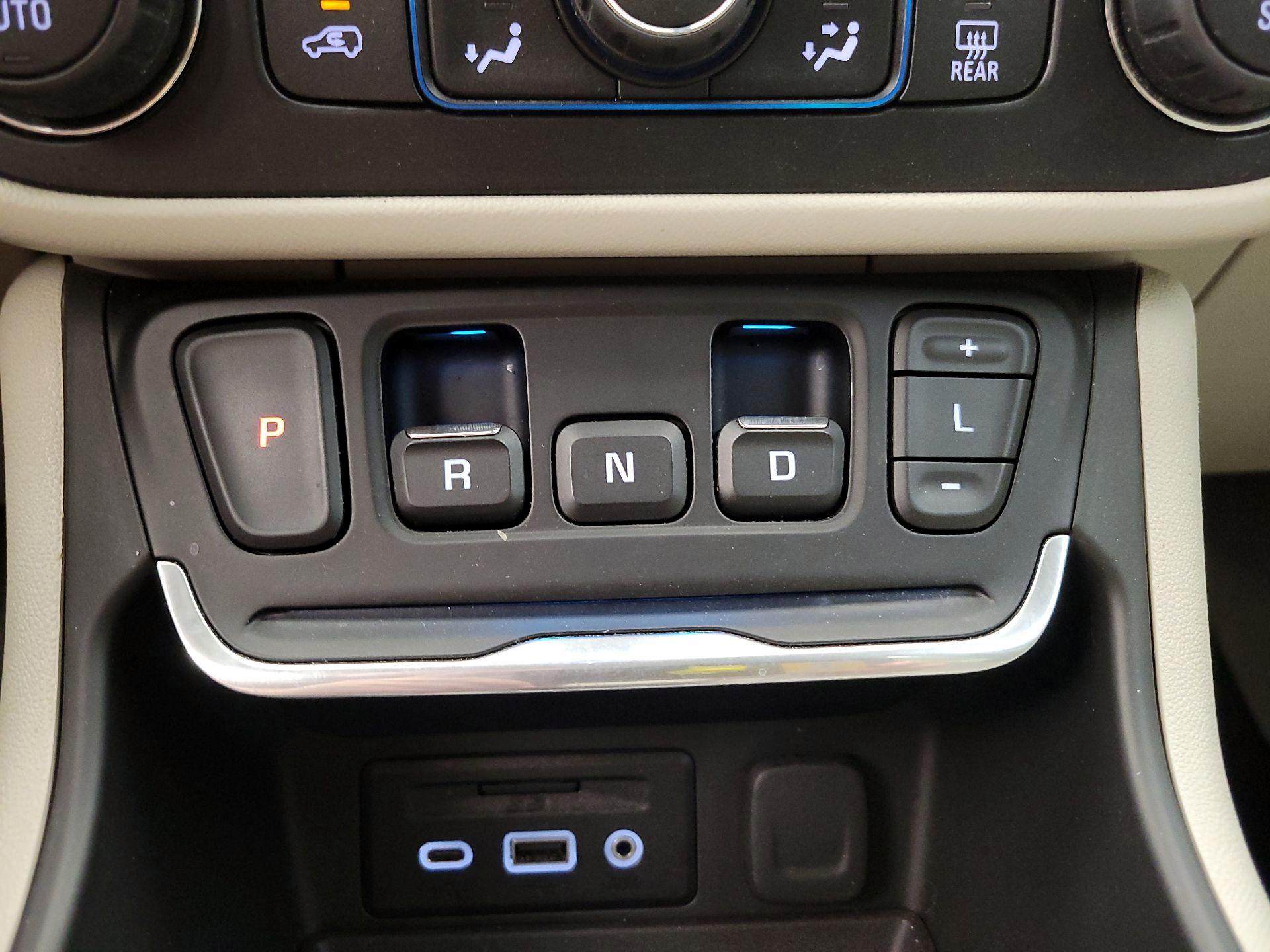 Thumbnail: 2018 GMC Terrain - 18