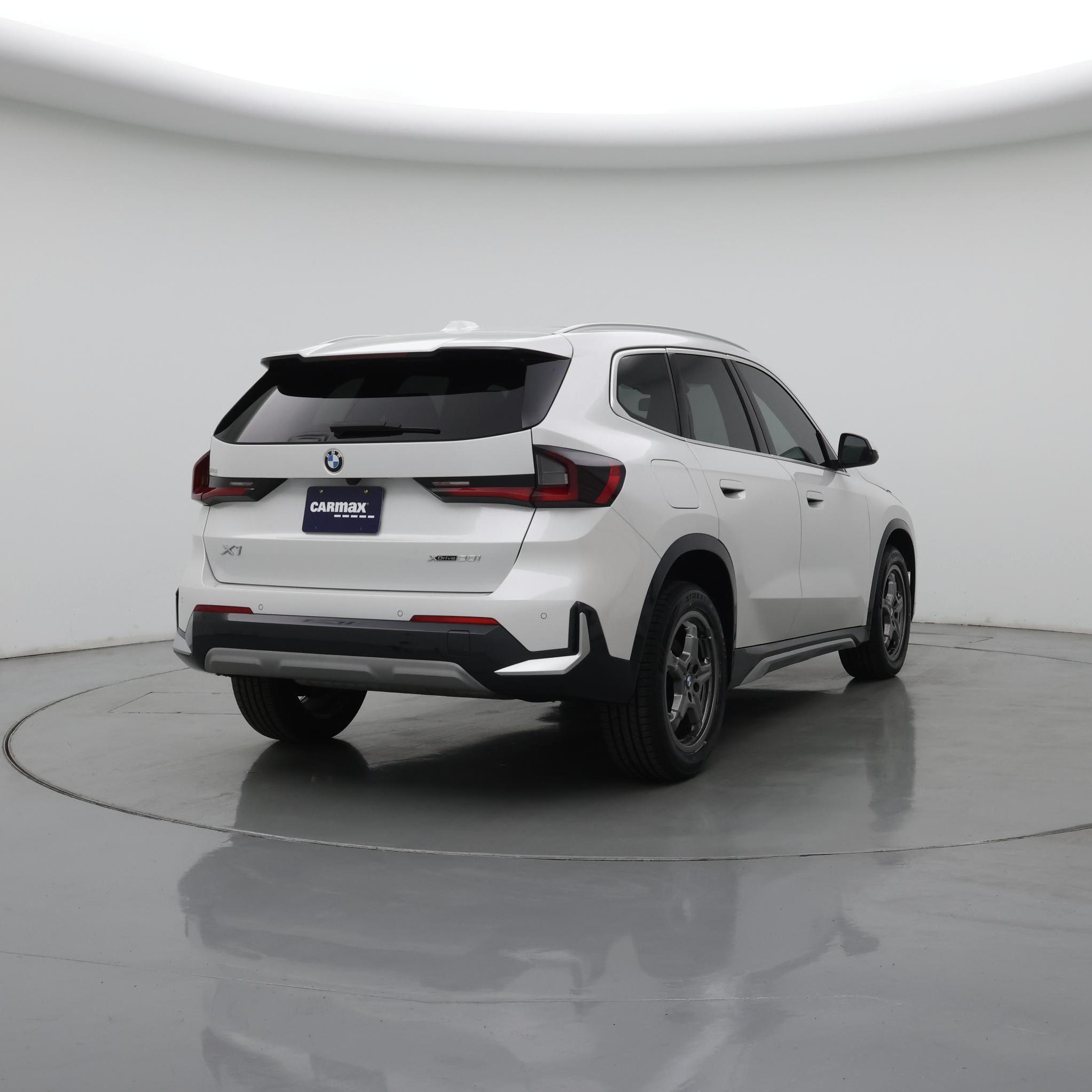 Thumbnail: 2025 BMW X1 - 8