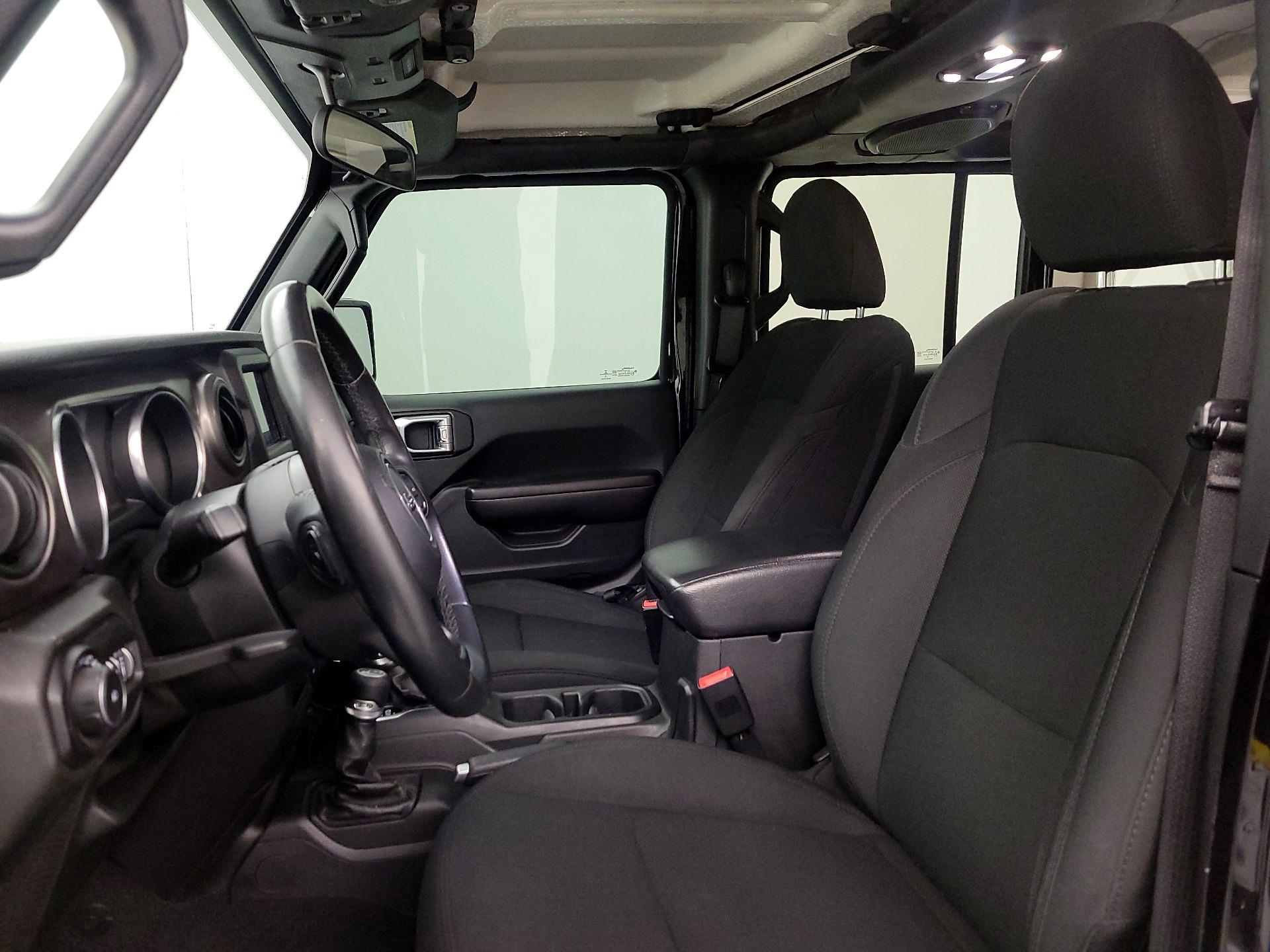 Thumbnail: 2020 Jeep Wrangler - 11