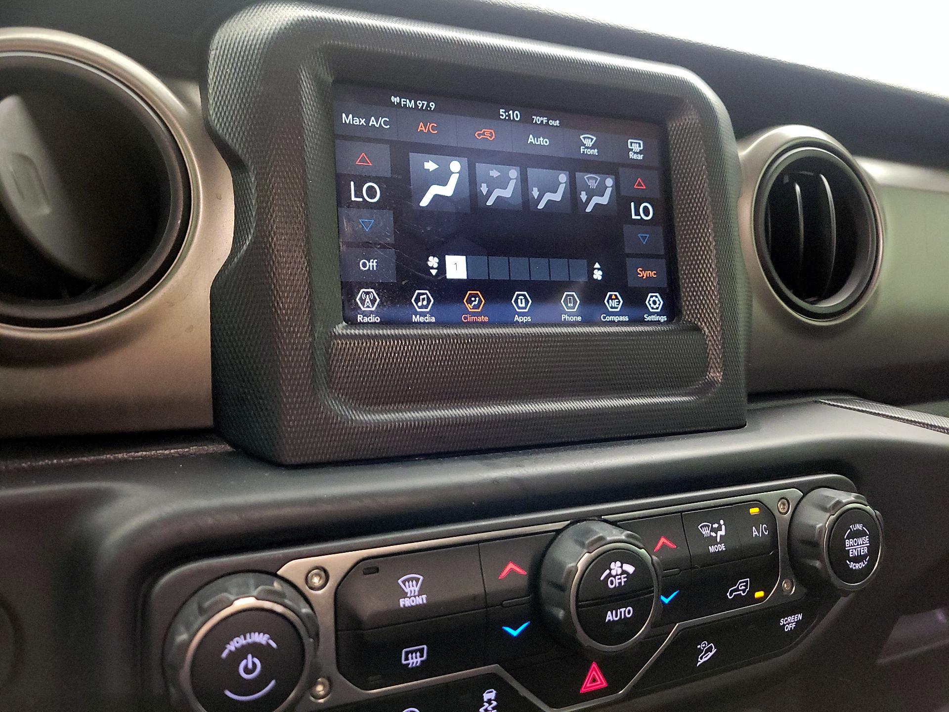 Thumbnail: 2020 Jeep Wrangler - 16
