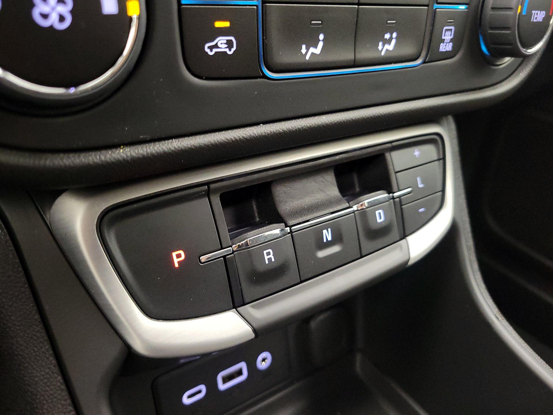 Thumbnail: 2023 GMC Terrain - 17