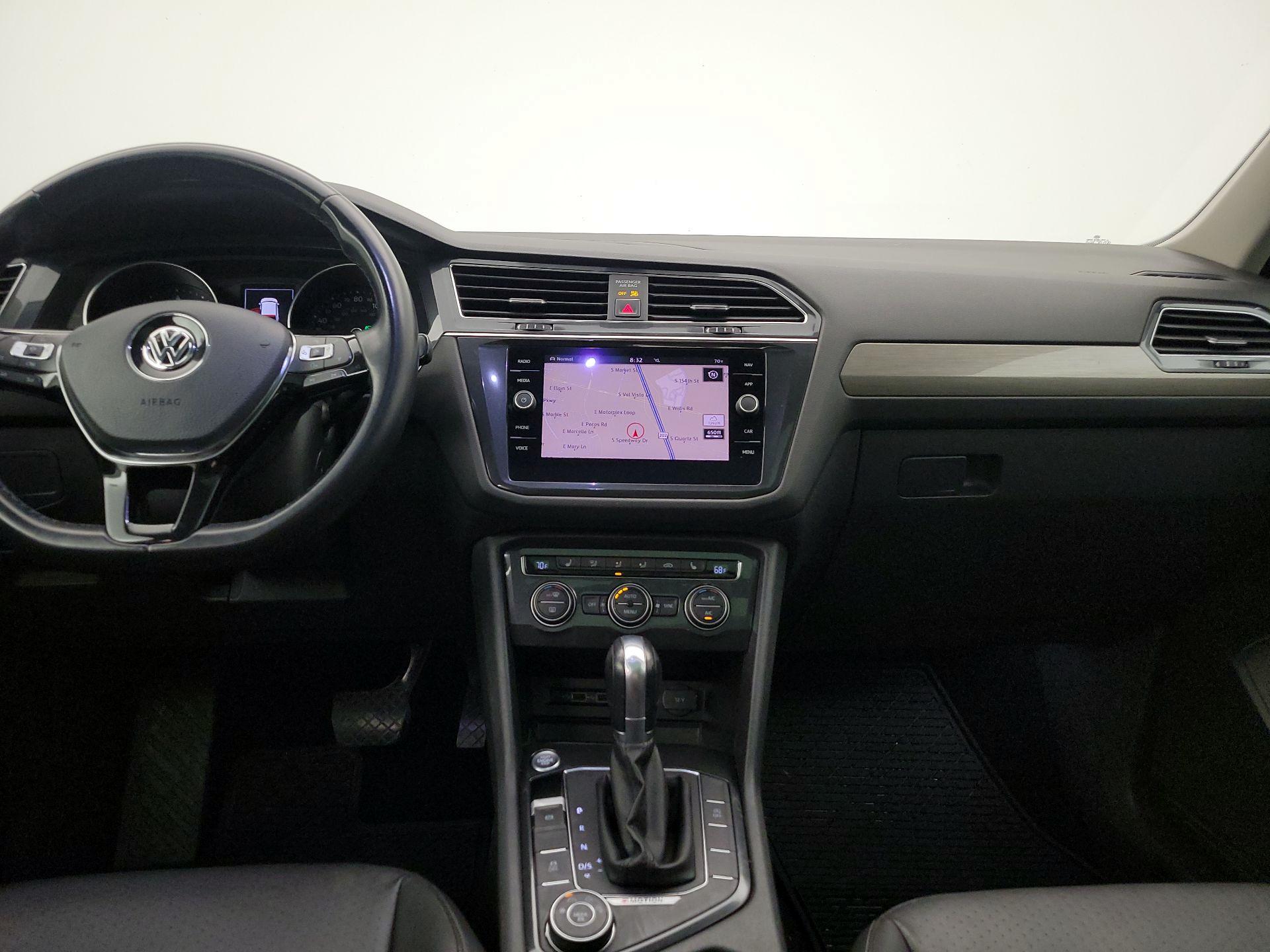 Thumbnail: 2018 Volkswagen Tiguan - 9