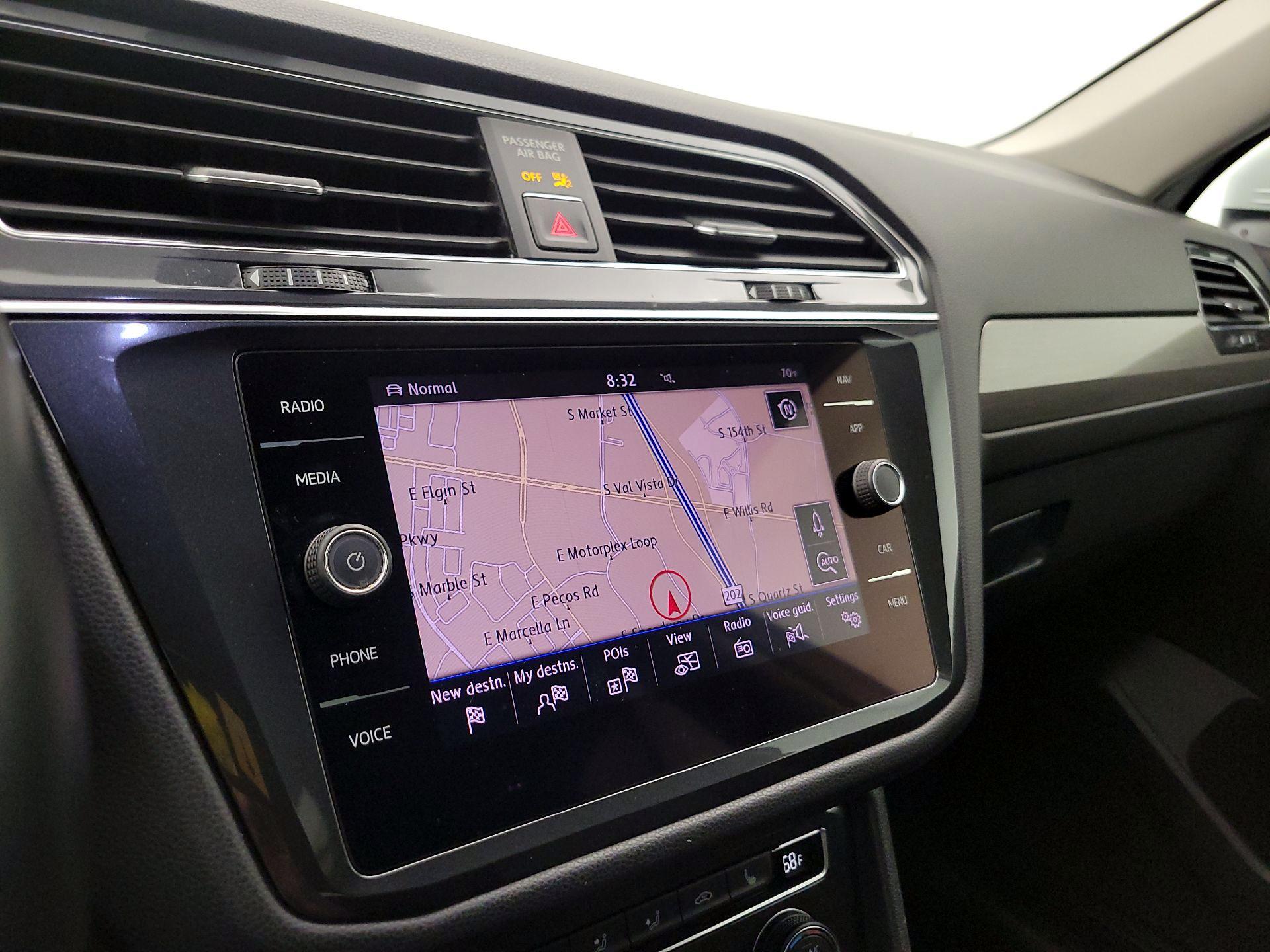 Thumbnail: 2018 Volkswagen Tiguan - 14