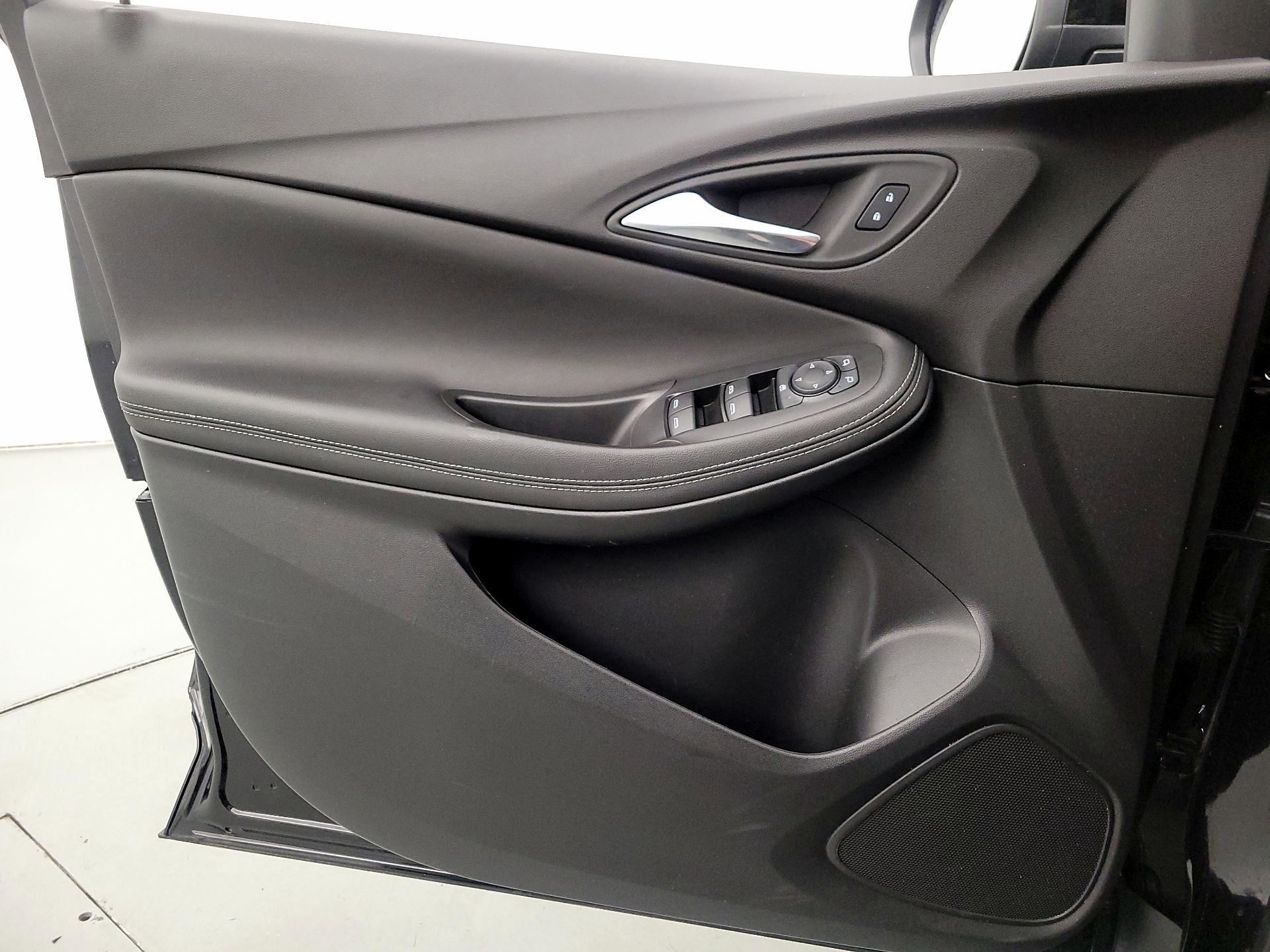 Thumbnail: 2025 Buick Encore GX - 12