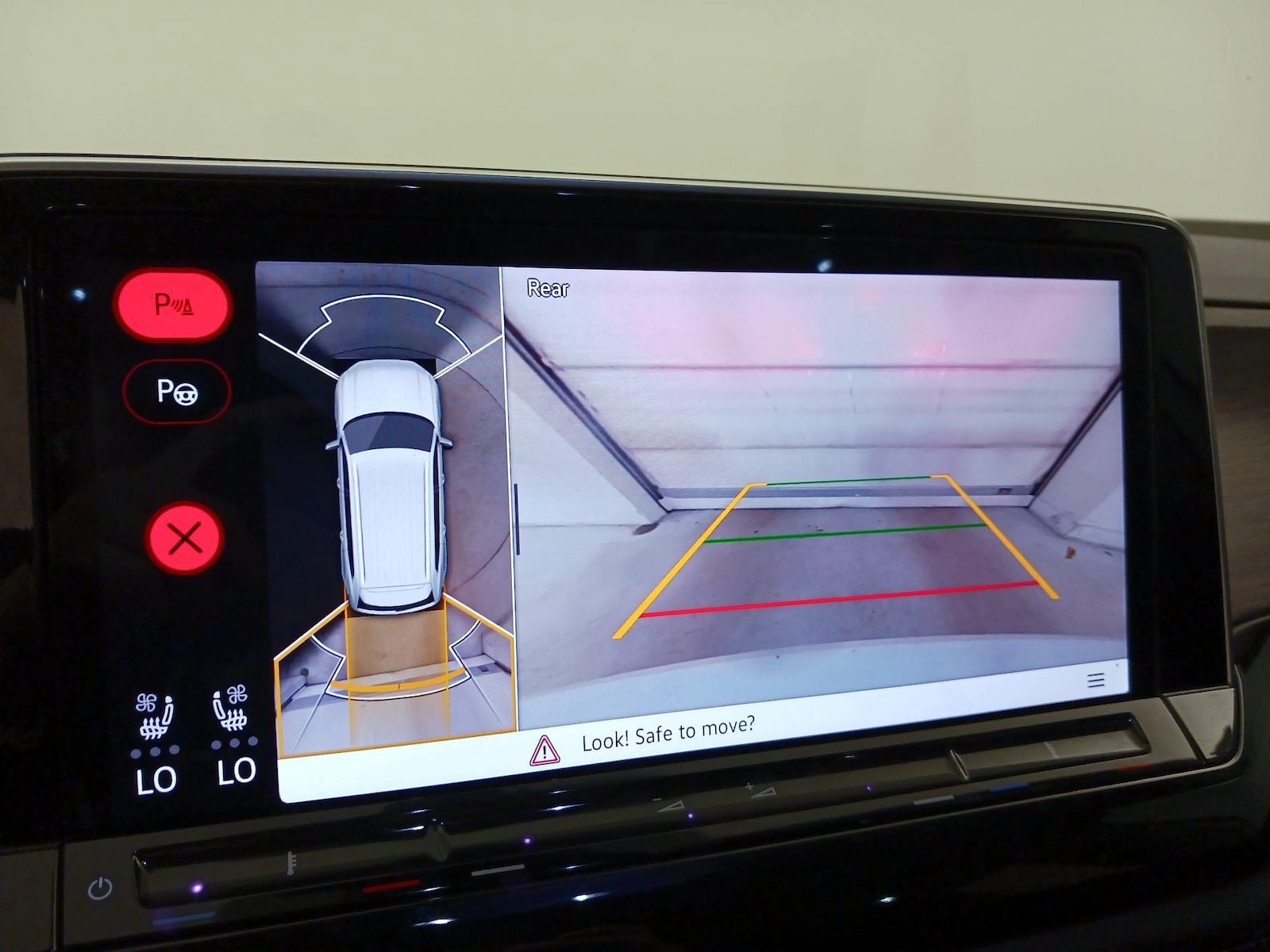 2024 Volkswagen Atlas SEL Premium R-Line - Photo 16