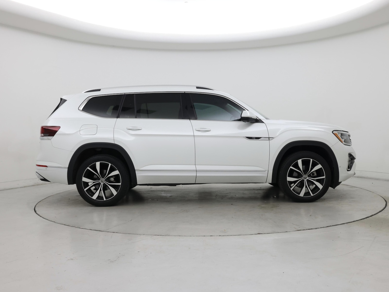 2024 Volkswagen Atlas SEL Premium R-Line - Photo 8