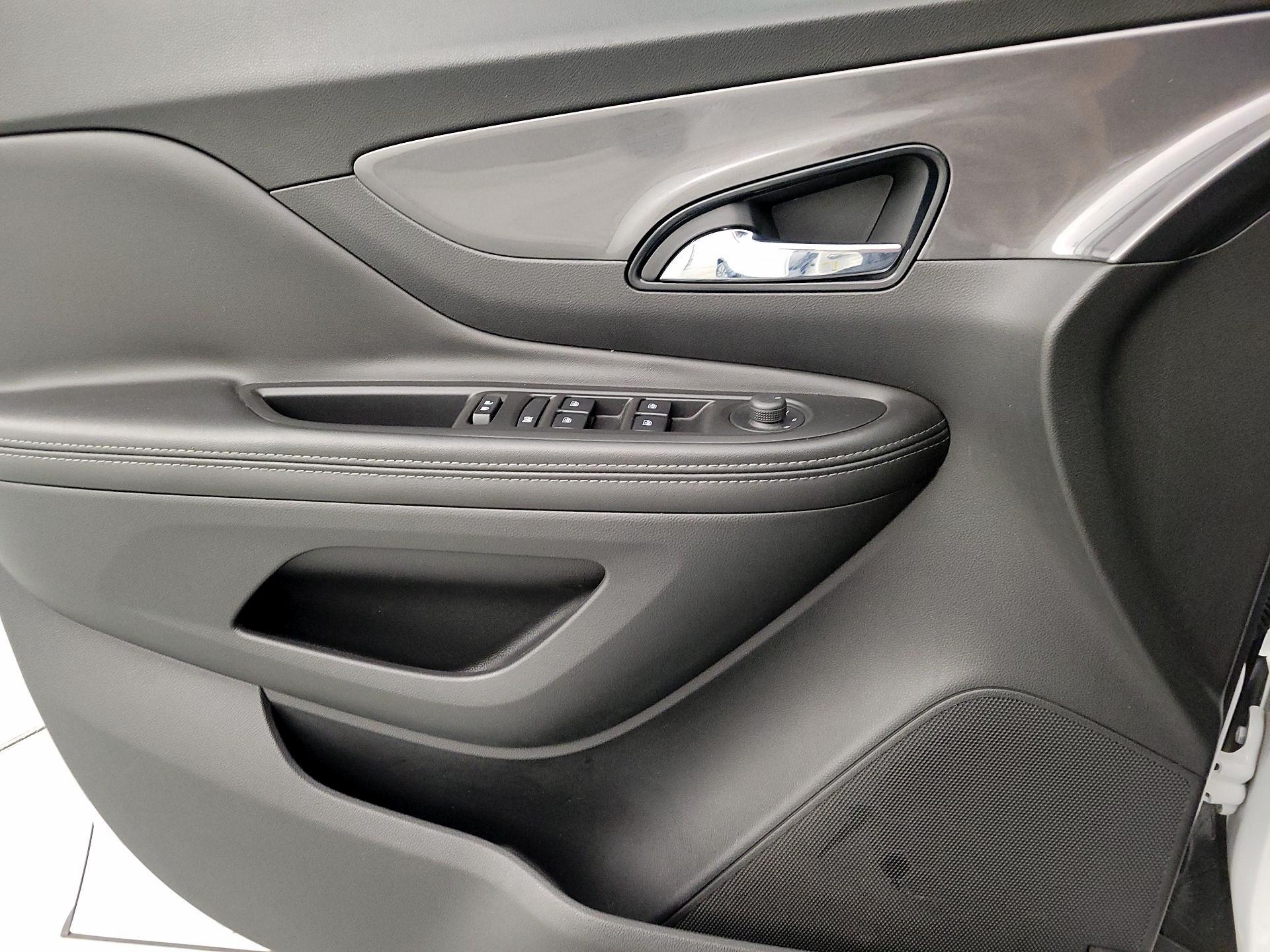 Thumbnail: 2021 Buick Encore - 12