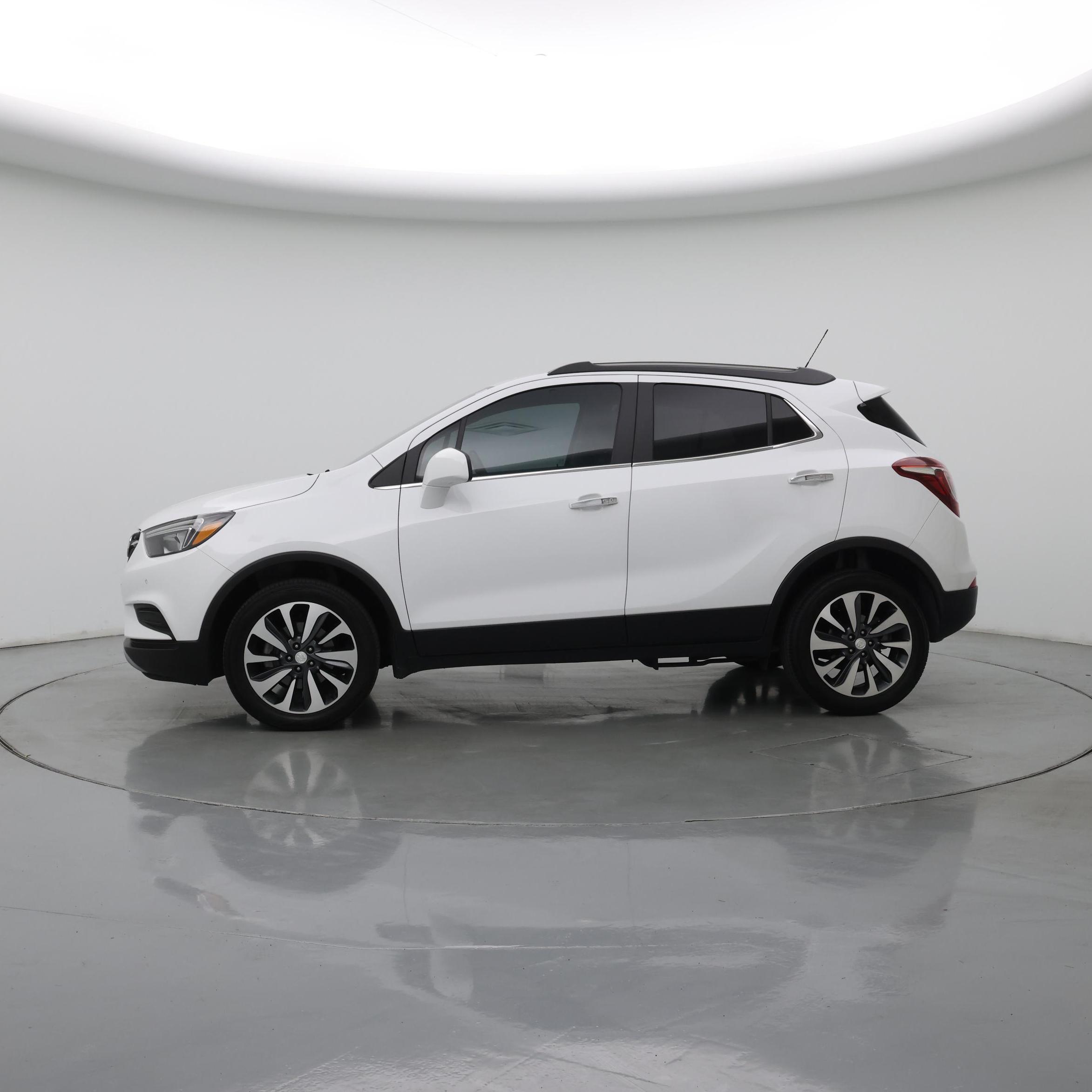 Thumbnail: 2021 Buick Encore - 3