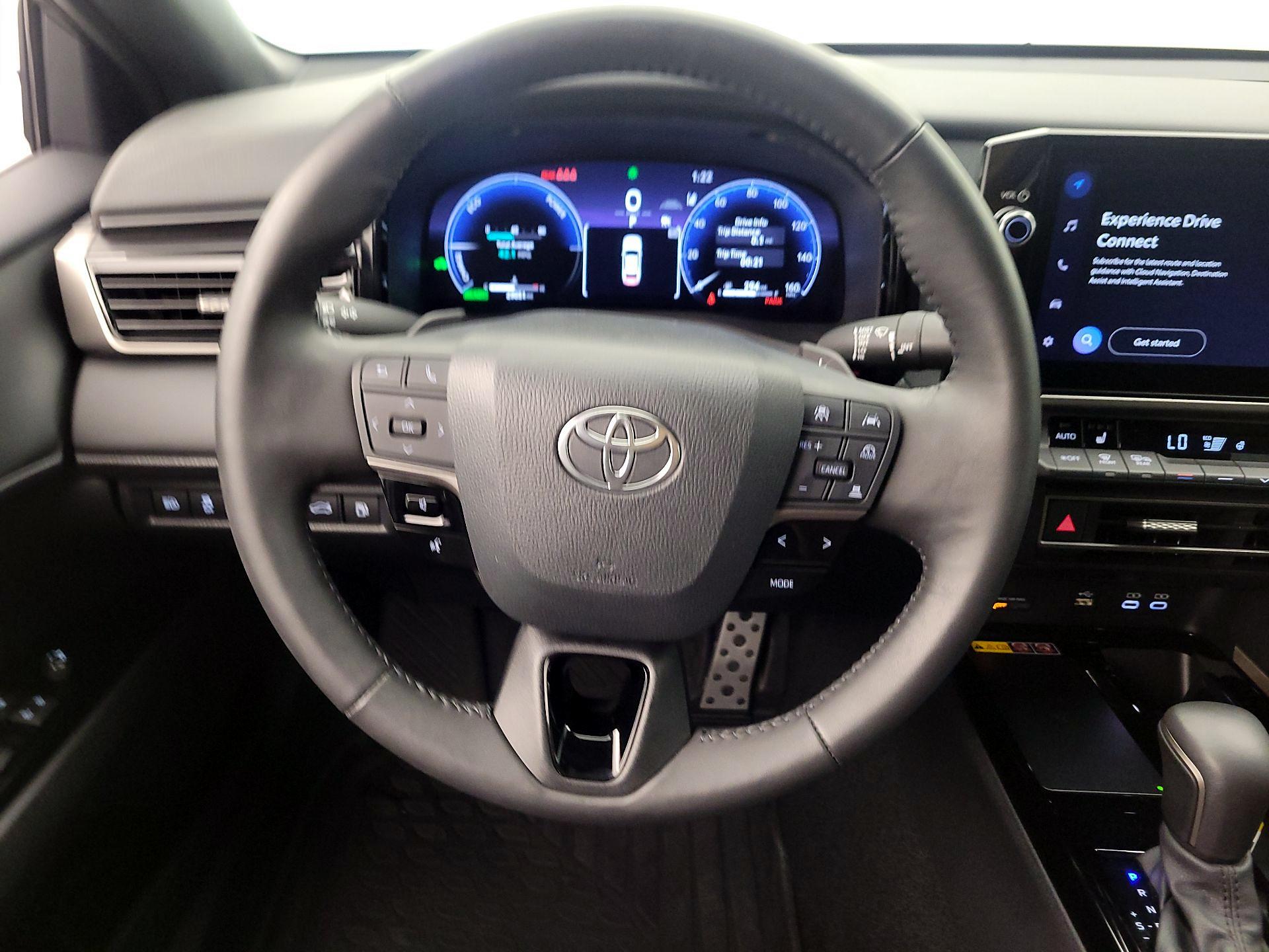 Thumbnail: 2025 Toyota Camry - 10