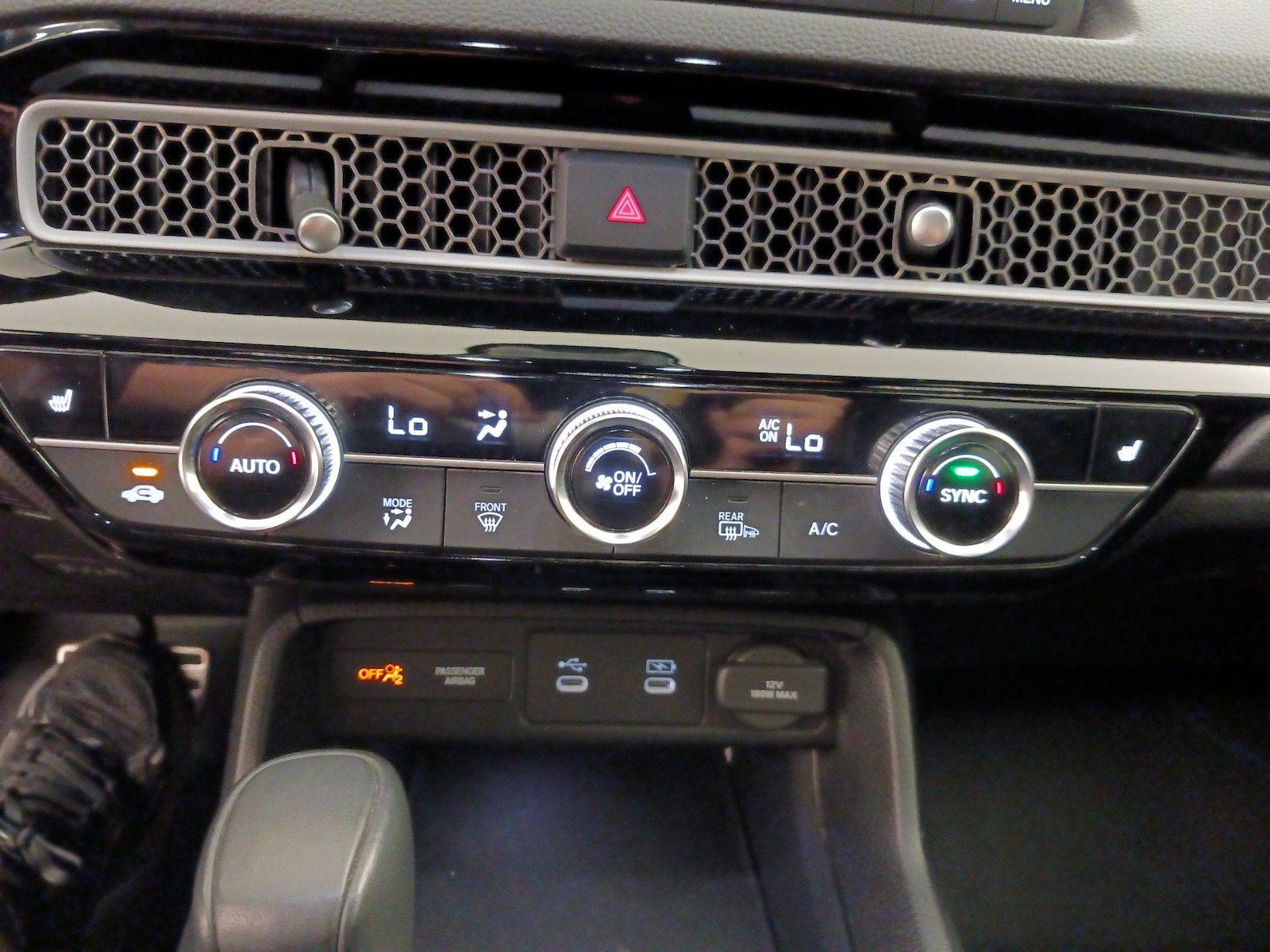 2026 Honda Civic Hatchback Sport - Photo 17