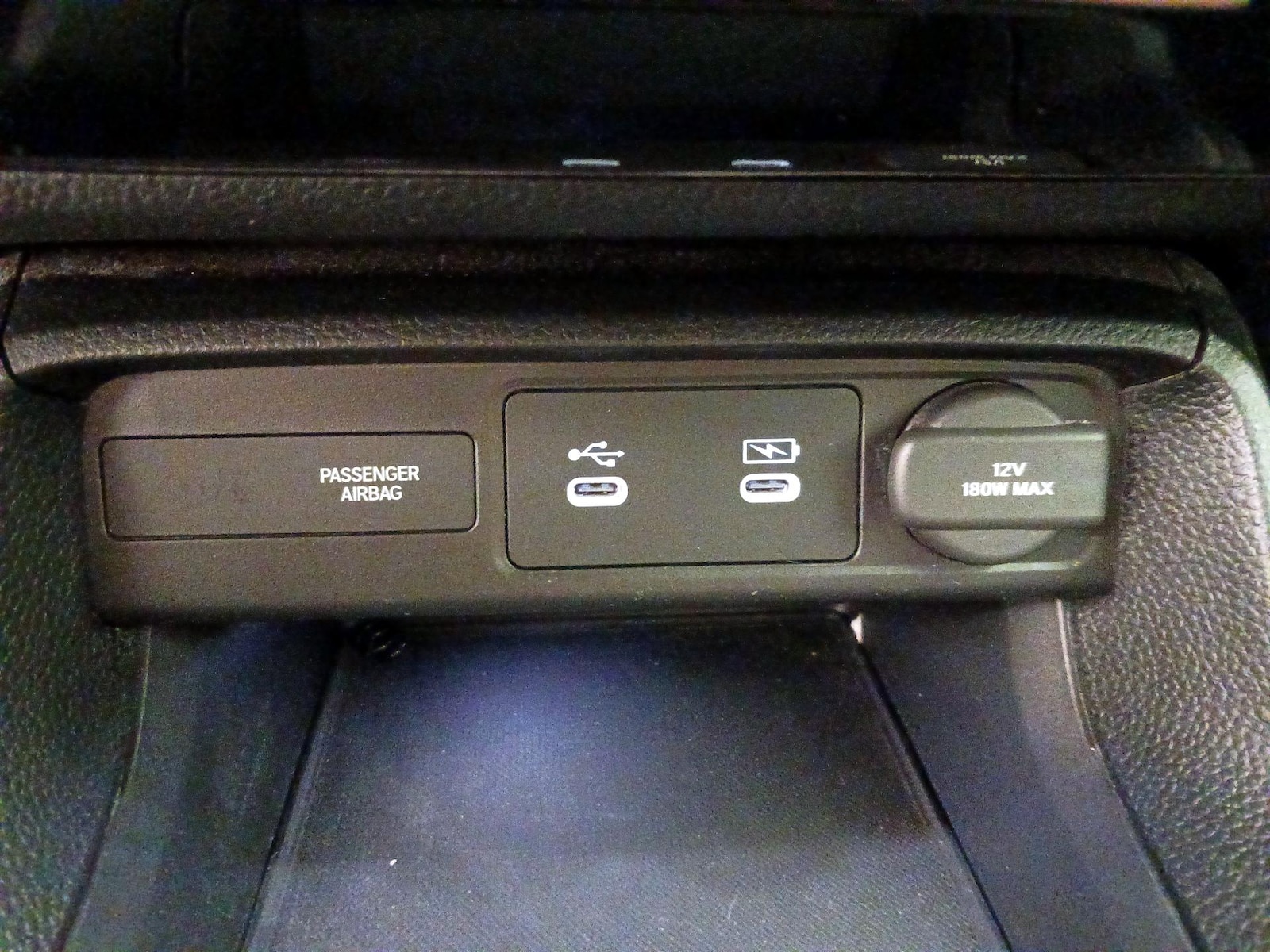 2026 Honda Civic Hatchback Sport - Photo 19