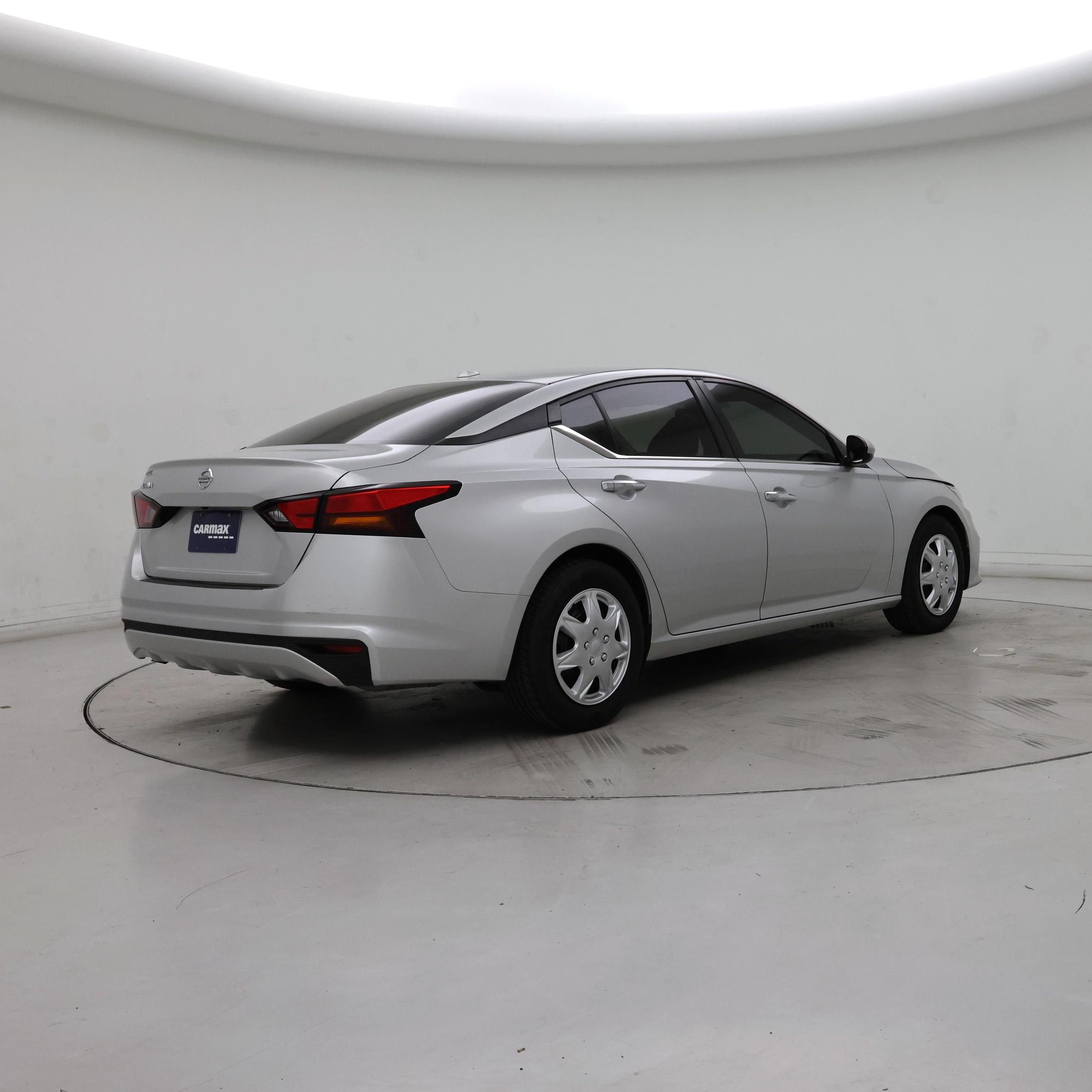 Thumbnail: 2020 Nissan Altima - 8
