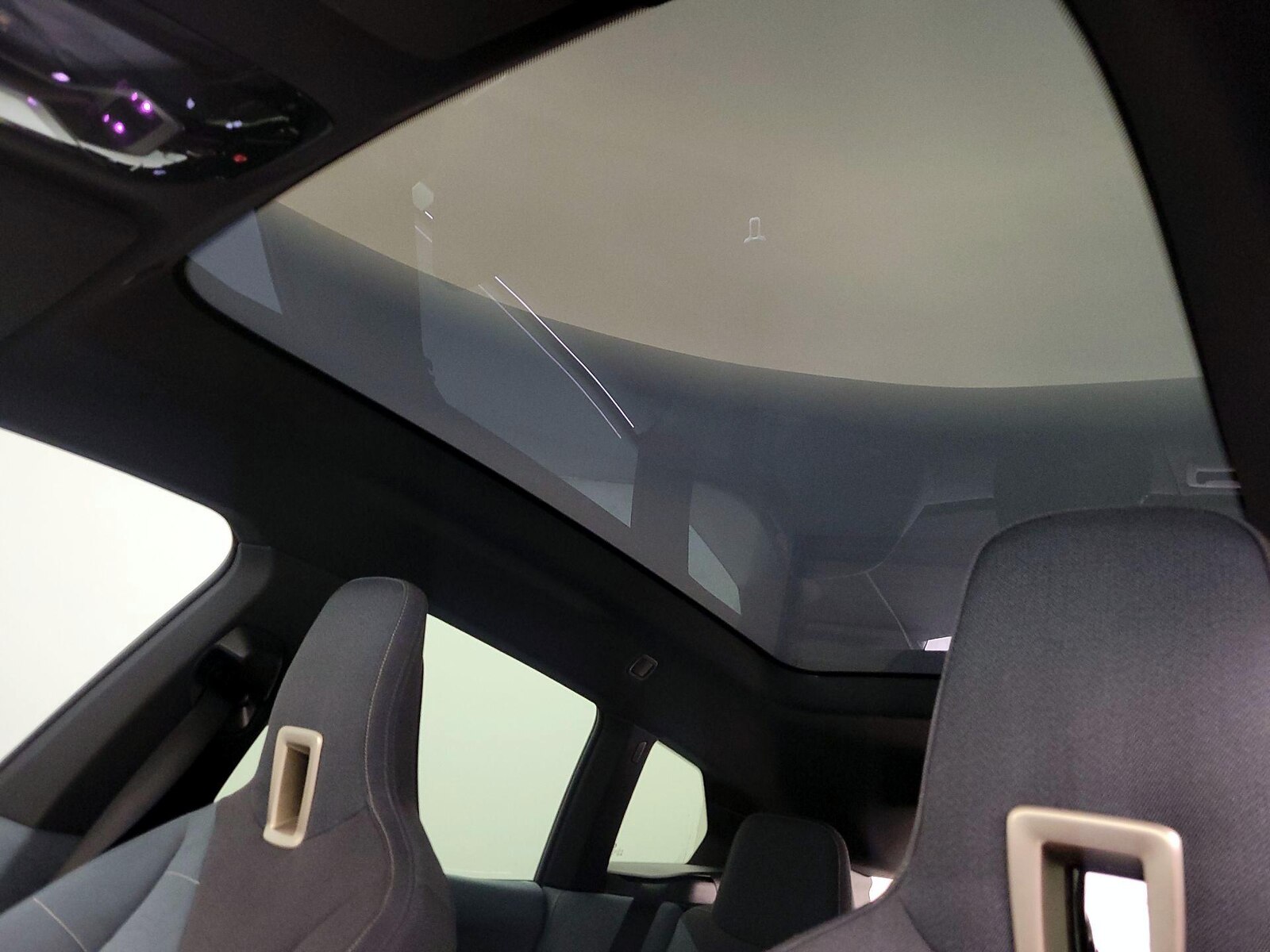 Skylight(s) & Overhead Airbags