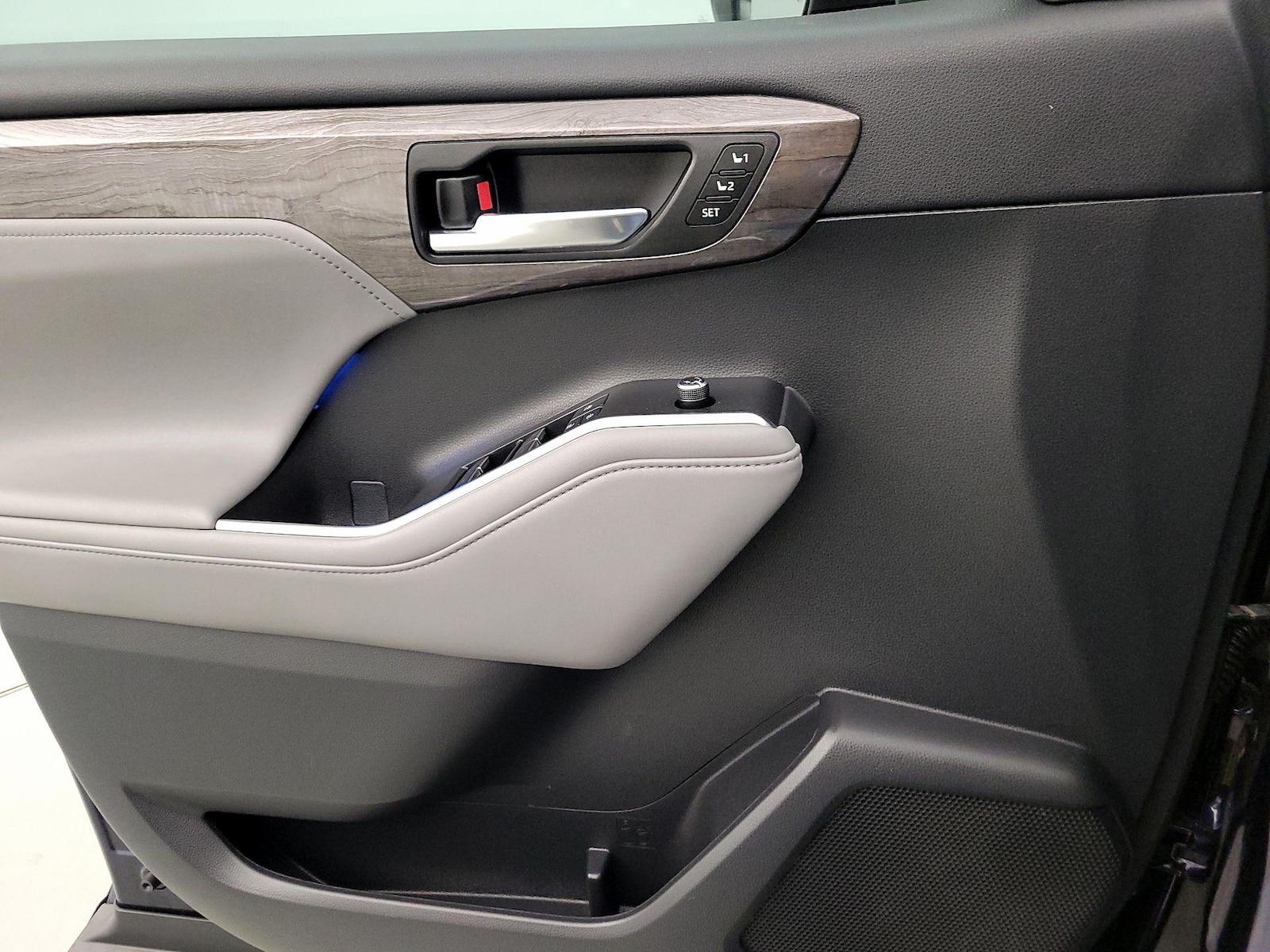 2021 Toyota Highlander Platinum - Photo 13