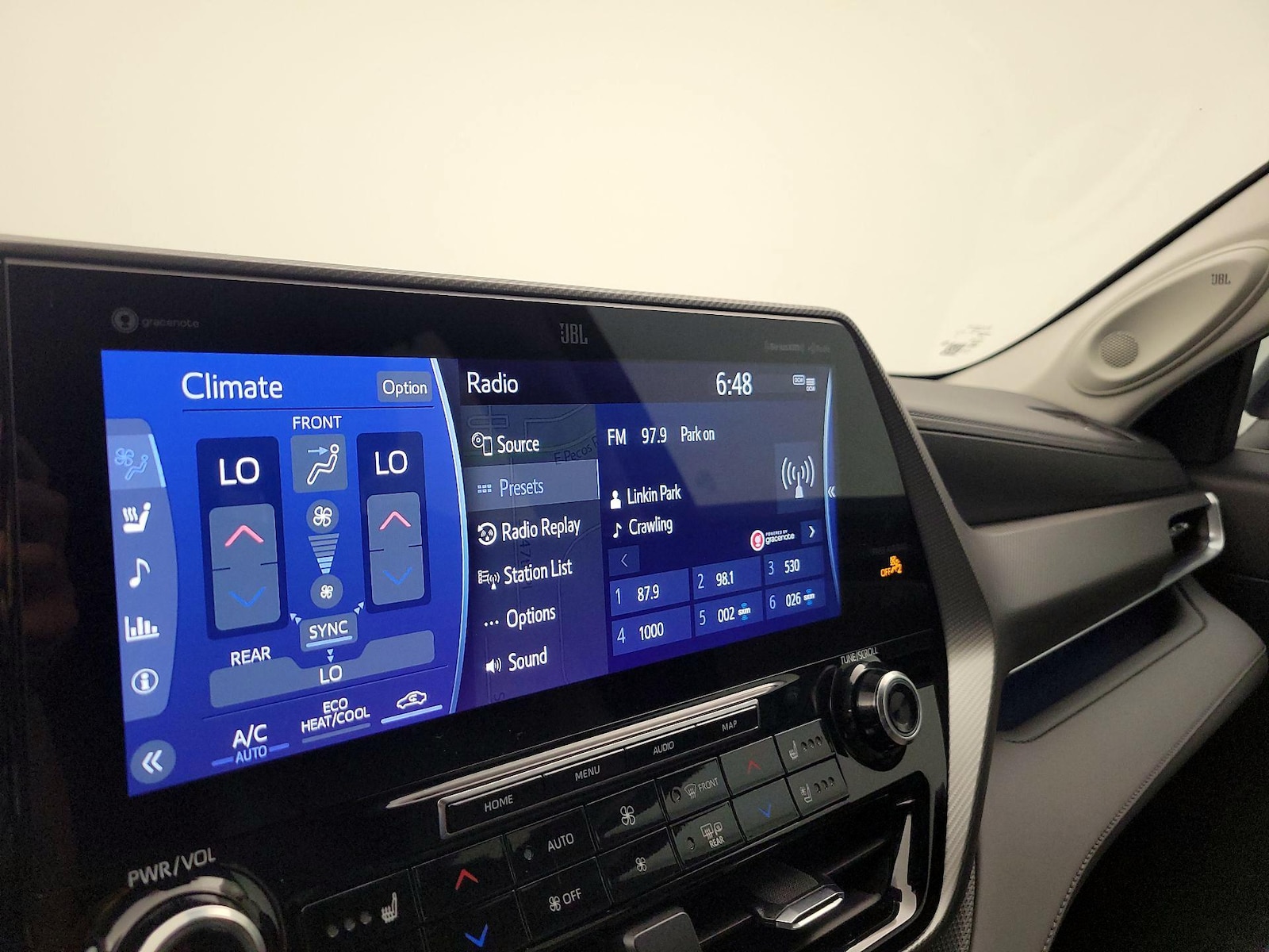 2021 Toyota Highlander Platinum - Photo 17