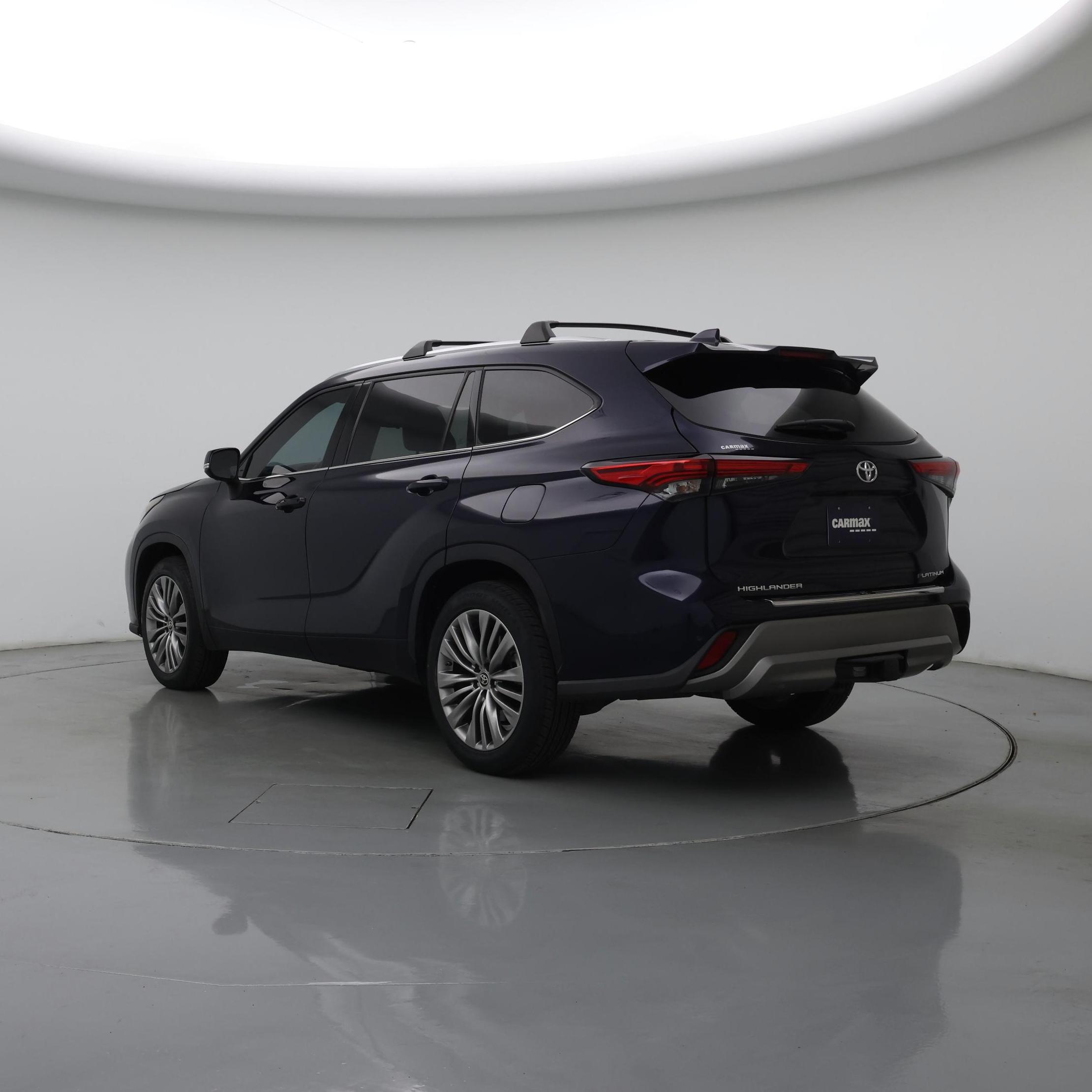 Thumbnail: 2021 Toyota Highlander - 2