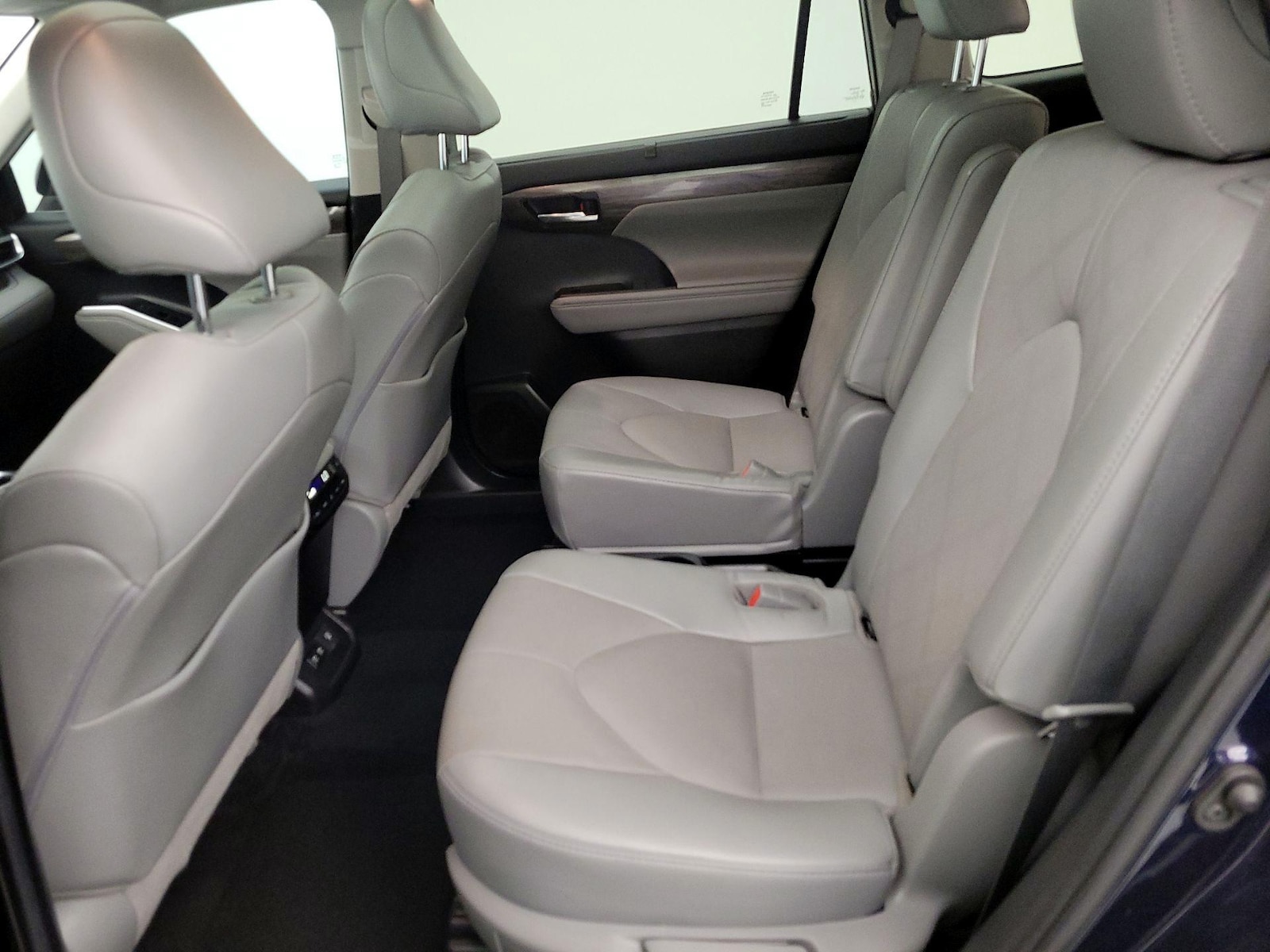 2021 Toyota Highlander Platinum - Photo 22