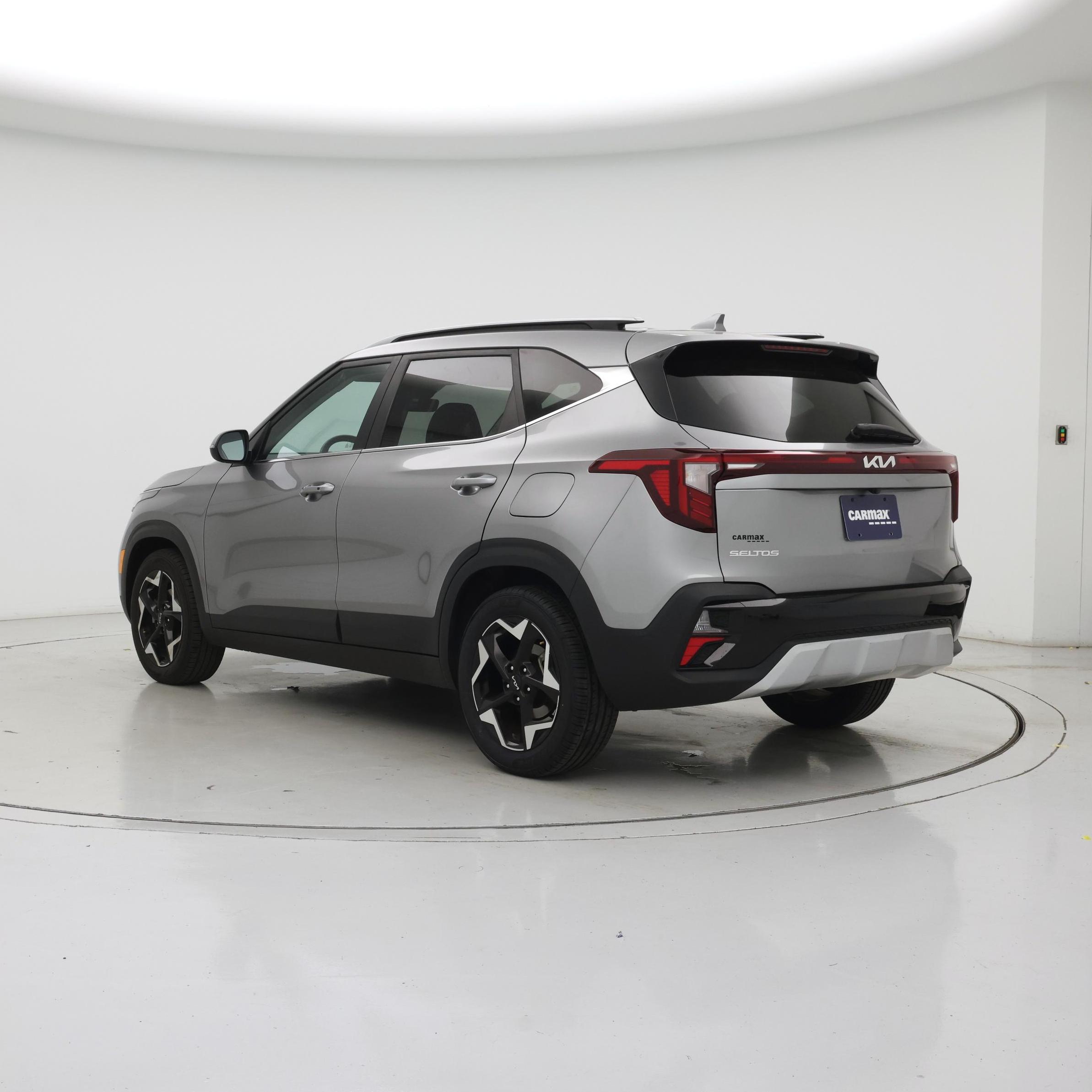 Thumbnail: 2024 Kia Seltos - 2