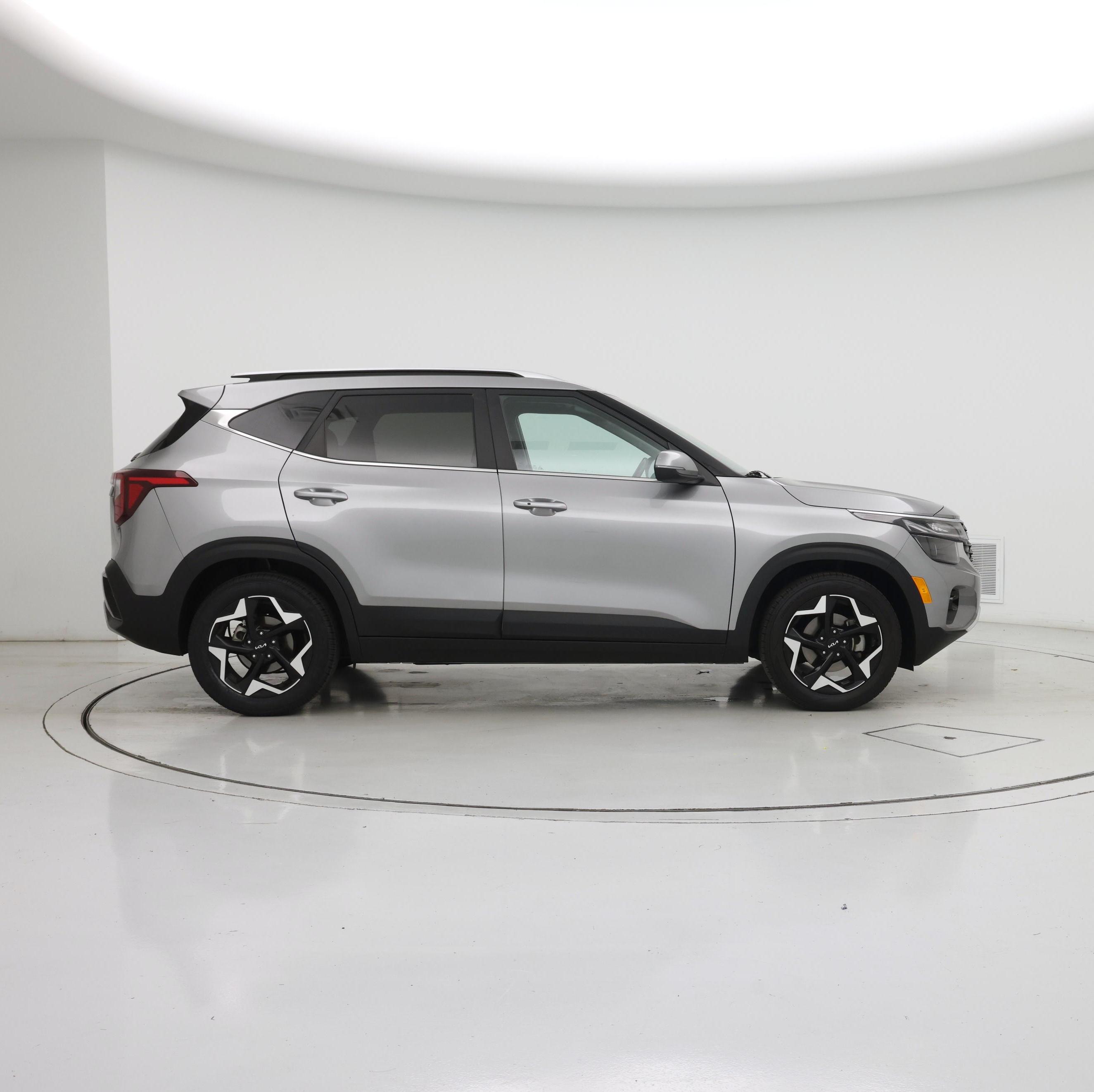 Thumbnail: 2024 Kia Seltos - 7