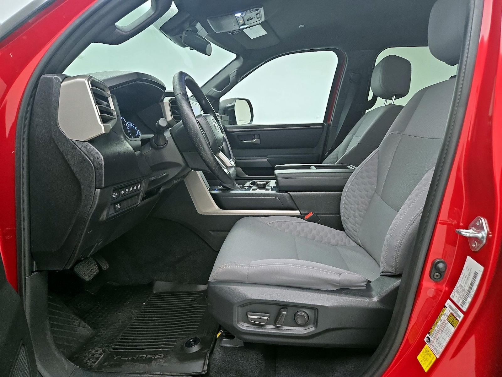 2025 Toyota Tundra SR5 - Photo 12