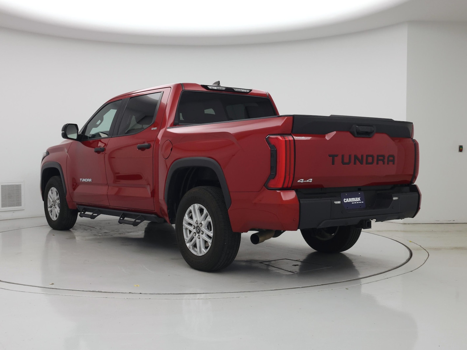 2025 Toyota Tundra SR5 - Photo 3