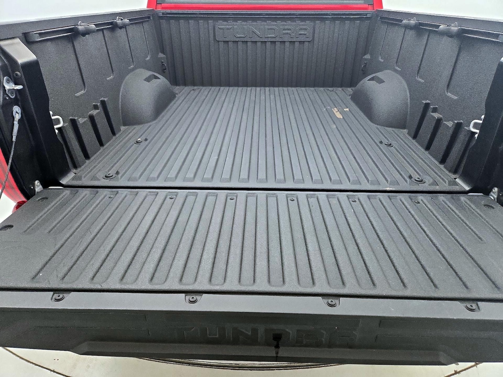 2025 Toyota Tundra SR5 - Photo 21