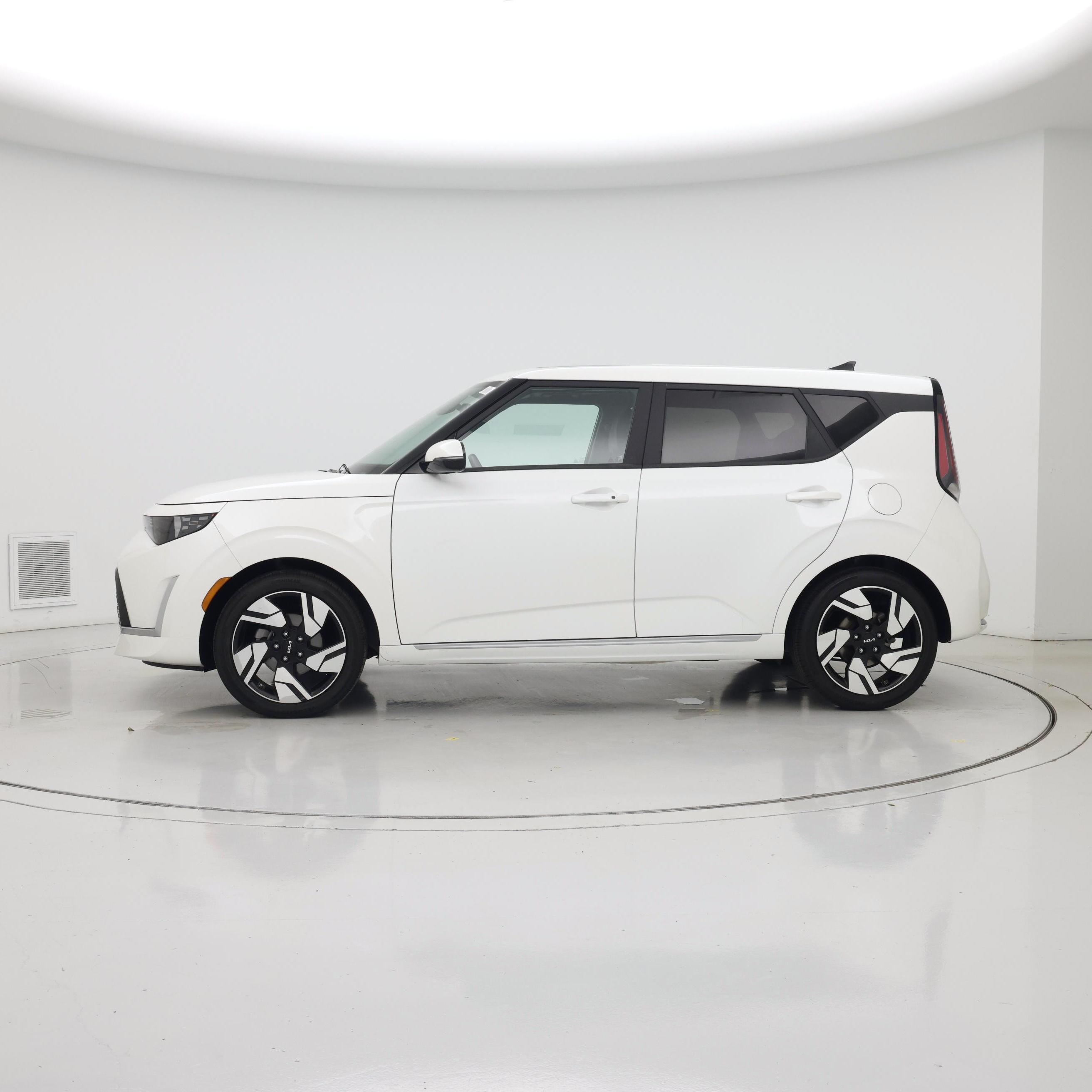 Thumbnail: 2024 Kia Soul - 3