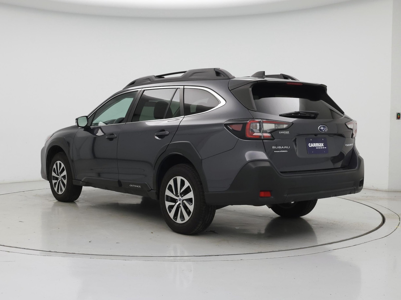 2023 Subaru Outback Premium - Photo 3