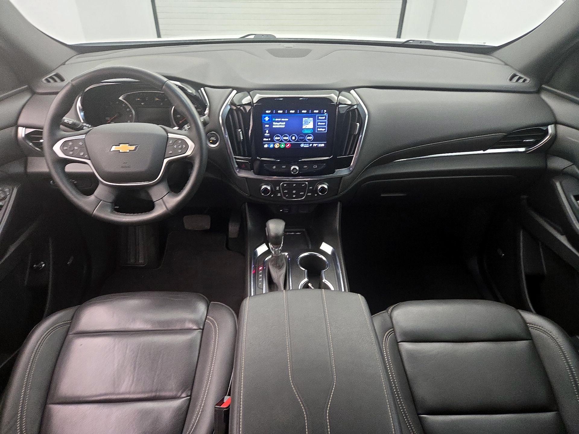 Thumbnail: 2023 Chevrolet Traverse - 9