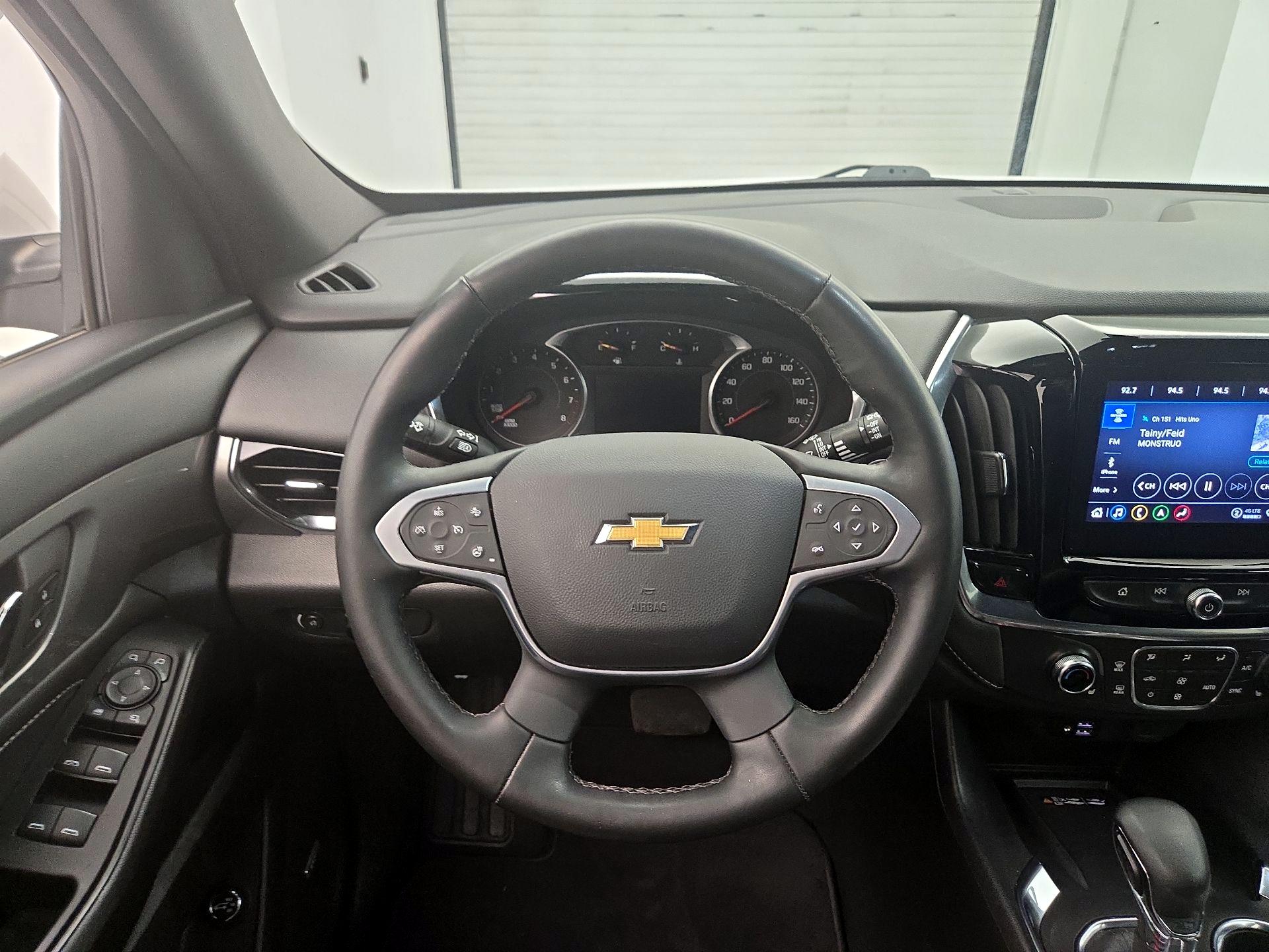 Thumbnail: 2023 Chevrolet Traverse - 10