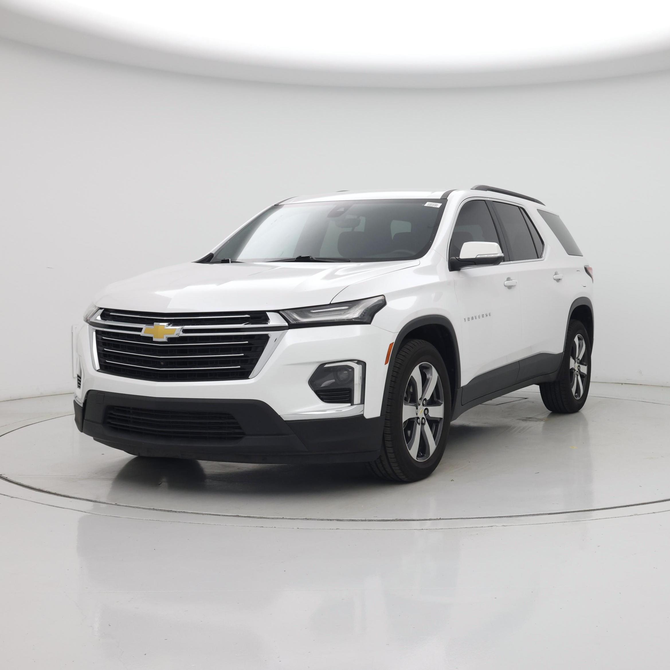 Thumbnail: 2023 Chevrolet Traverse - 4