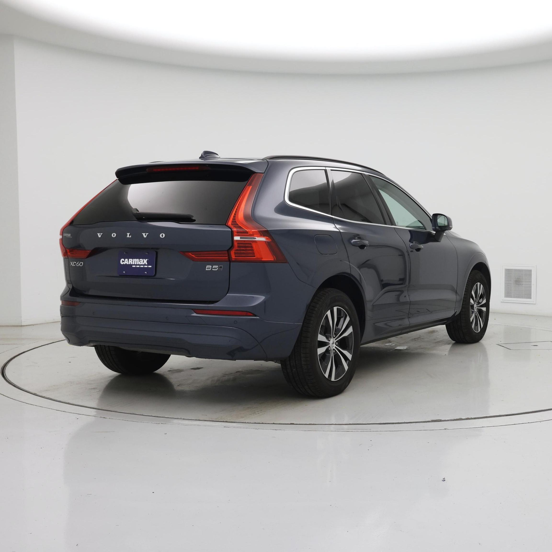 Thumbnail: 2023 Volvo XC60 - 8