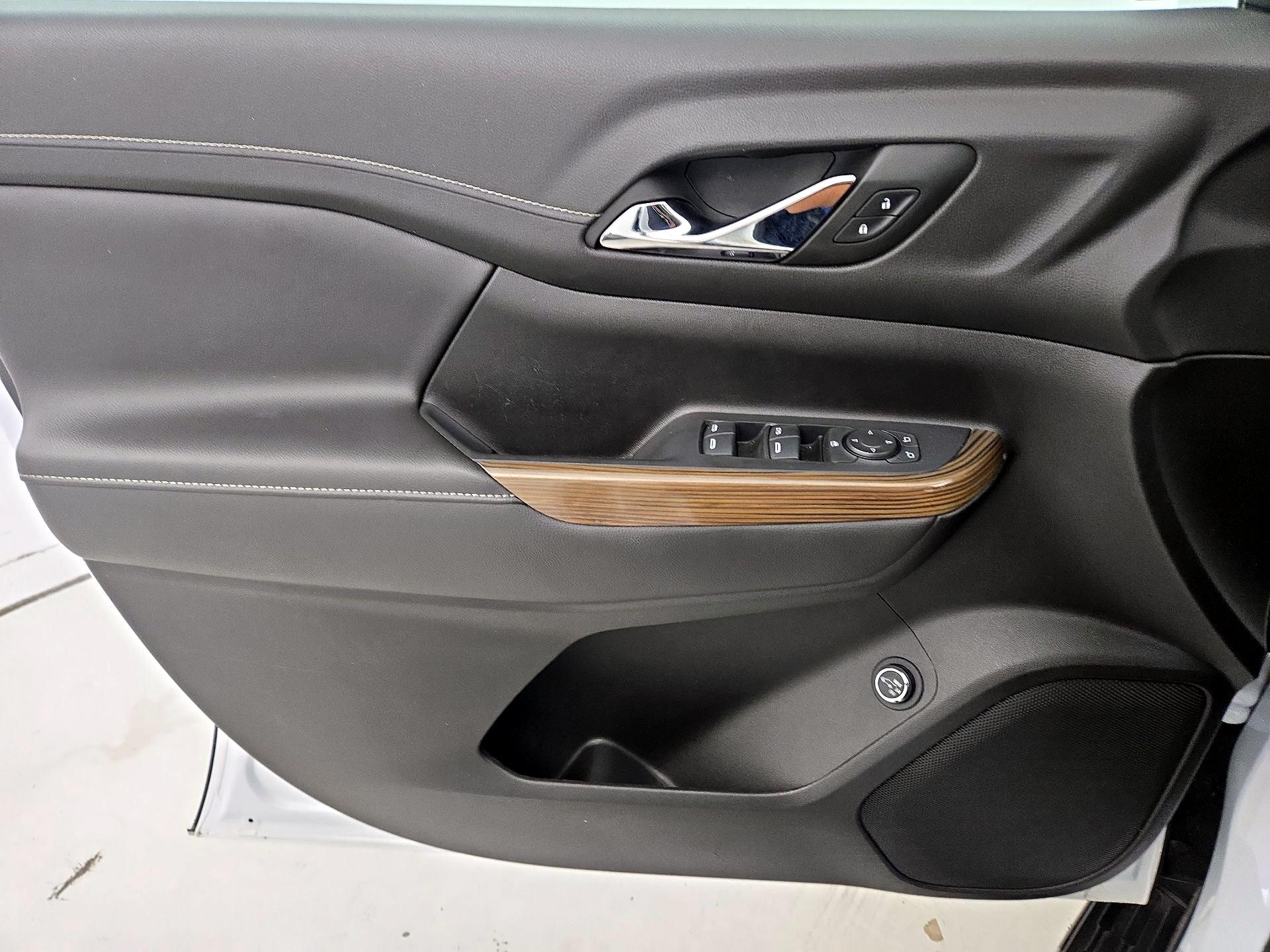 Thumbnail: 2023 GMC Acadia - 12