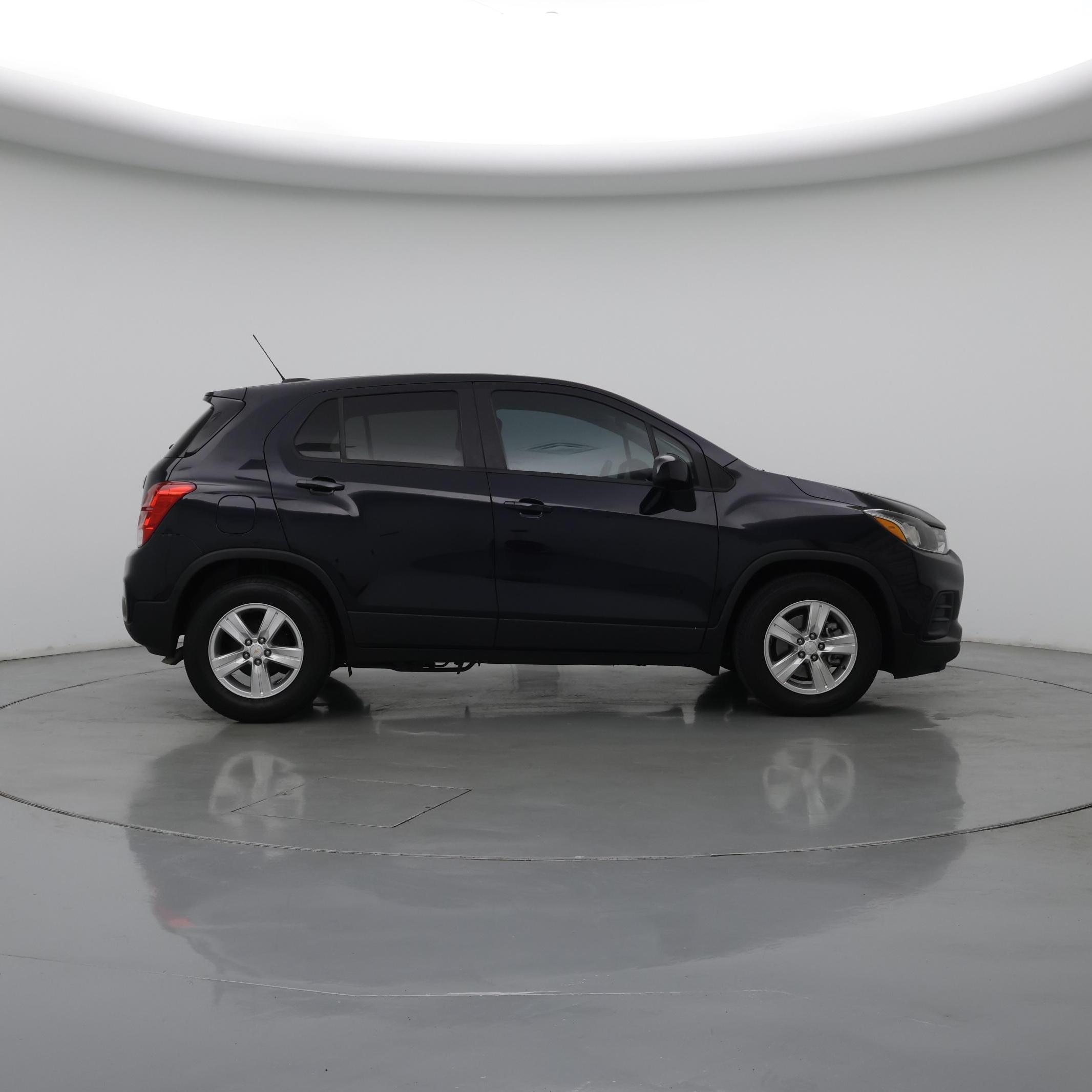 Thumbnail: 2022 Chevrolet Trax - 7