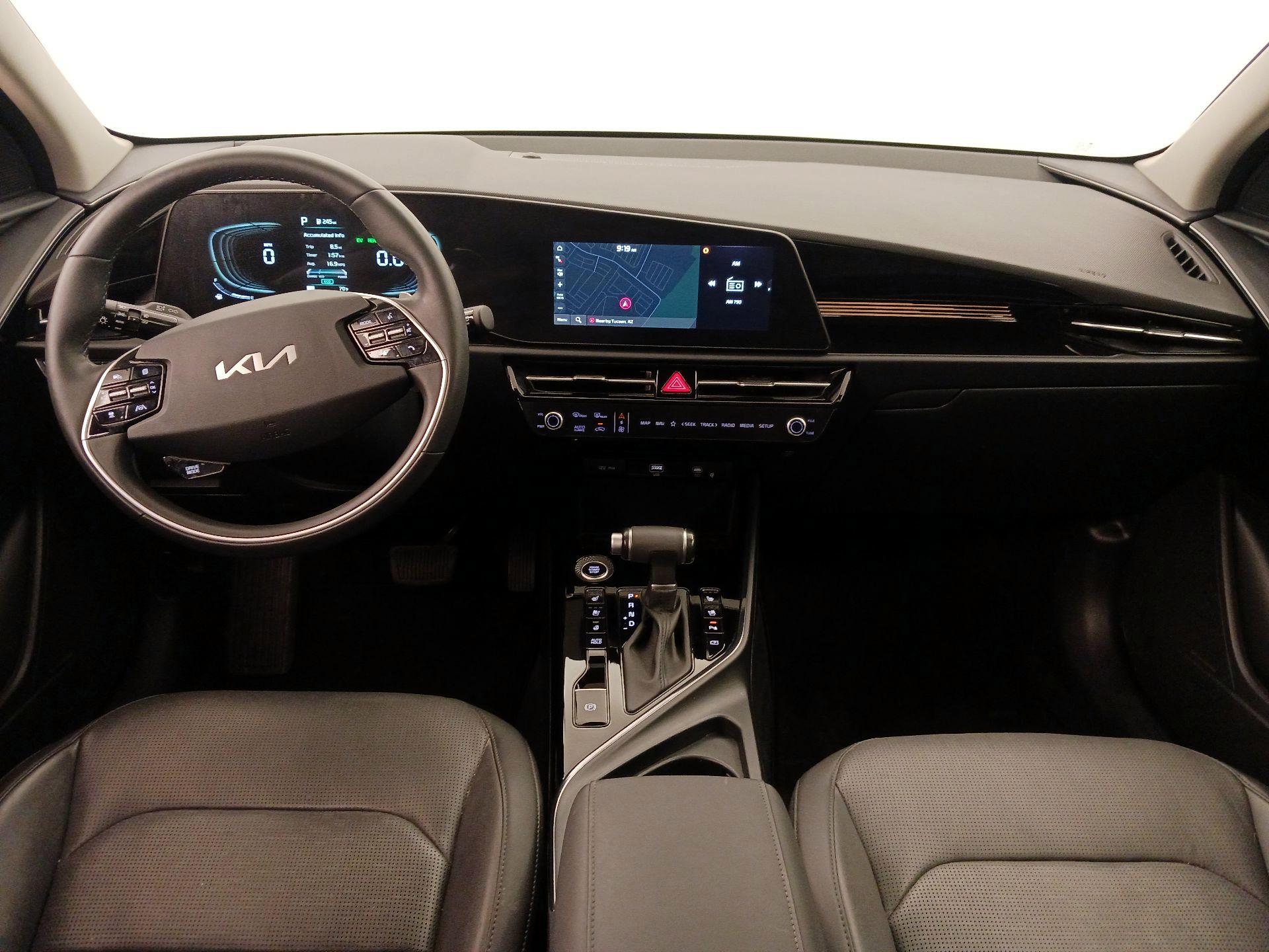 Thumbnail: 2024 Kia Niro - 9