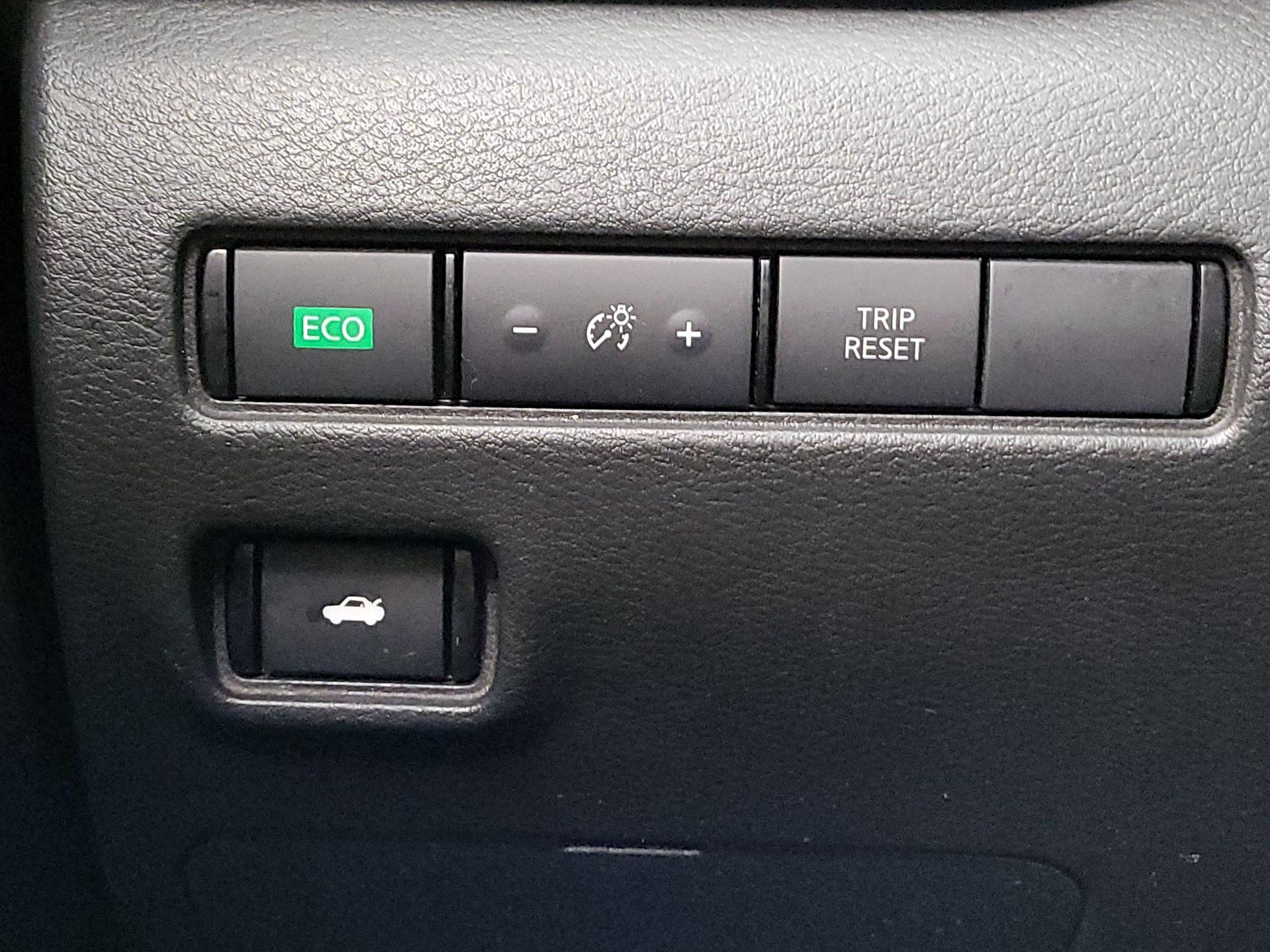 Thumbnail: 2021 Nissan Sentra - 13