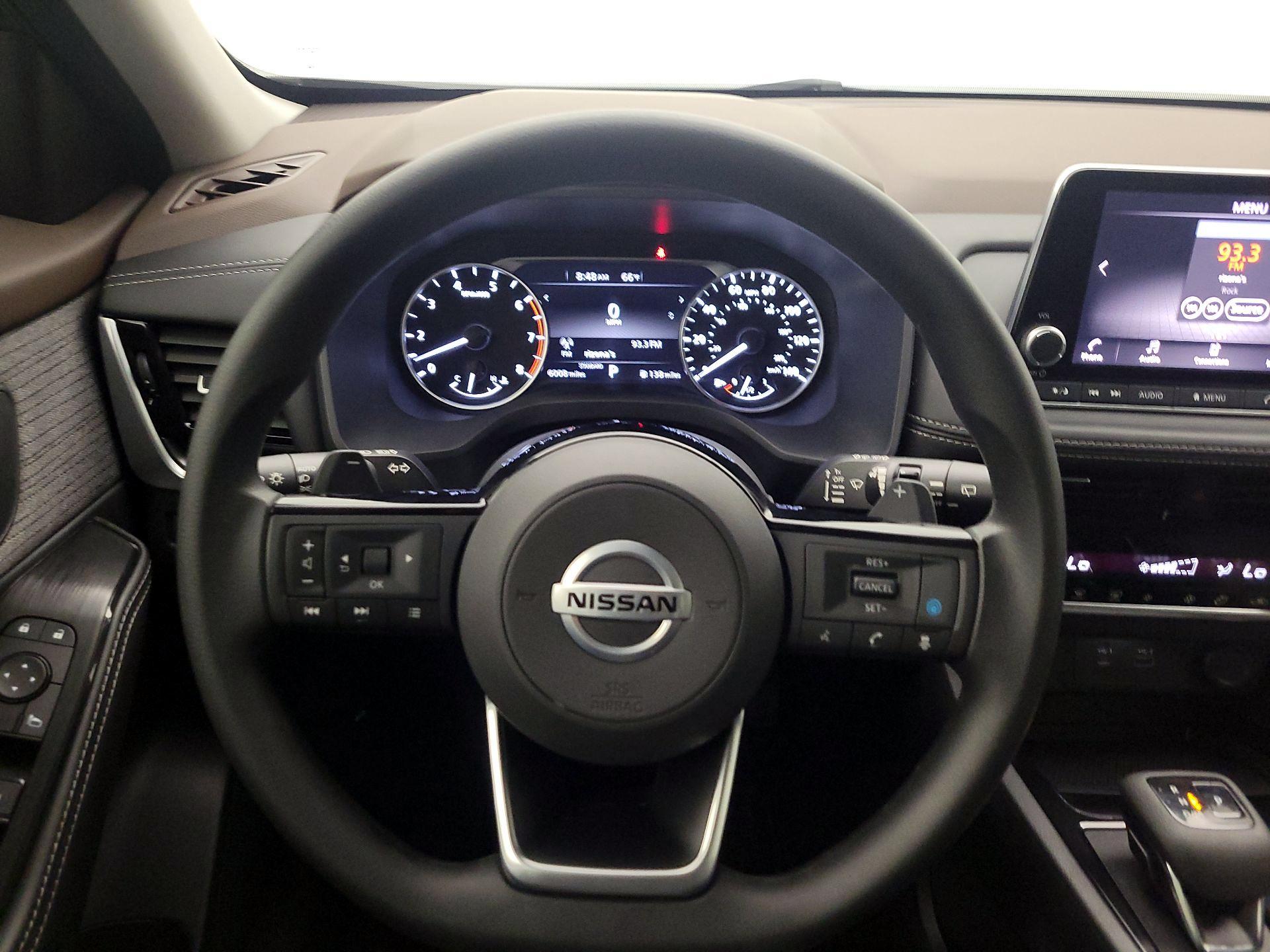 Thumbnail: 2021 Nissan Rogue - 10