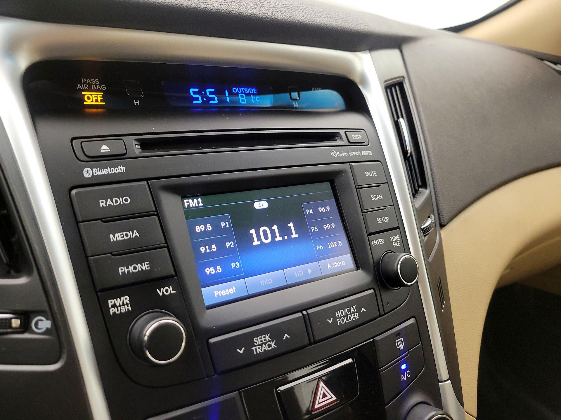 Thumbnail: 2014 Hyundai Sonata - 15