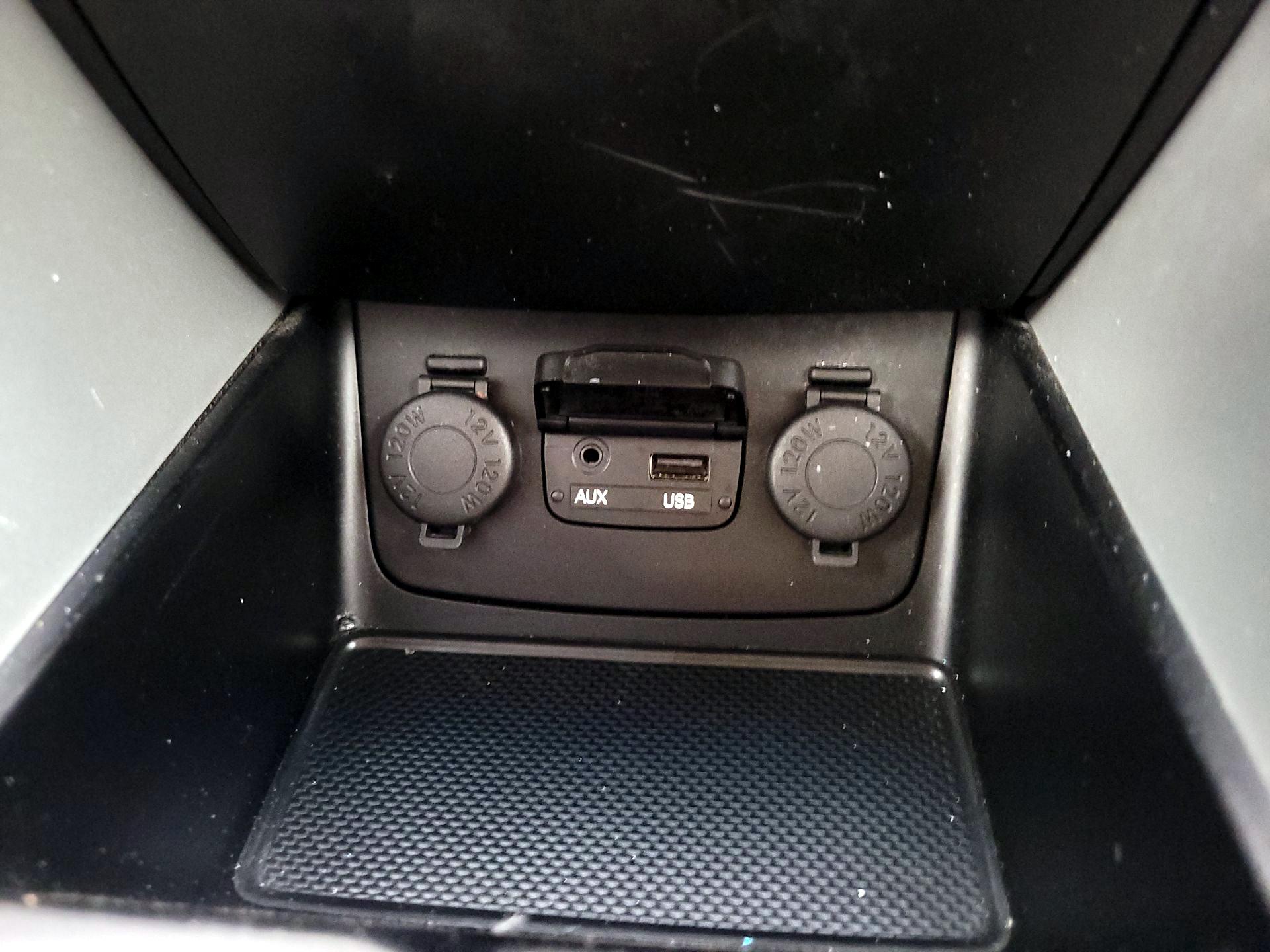 Thumbnail: 2014 Hyundai Sonata - 18