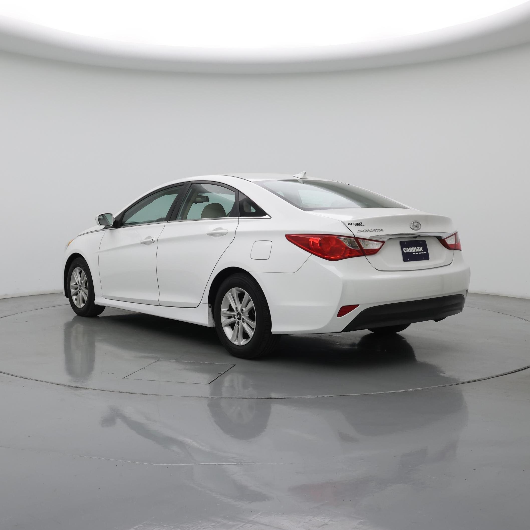 Thumbnail: 2014 Hyundai Sonata - 2