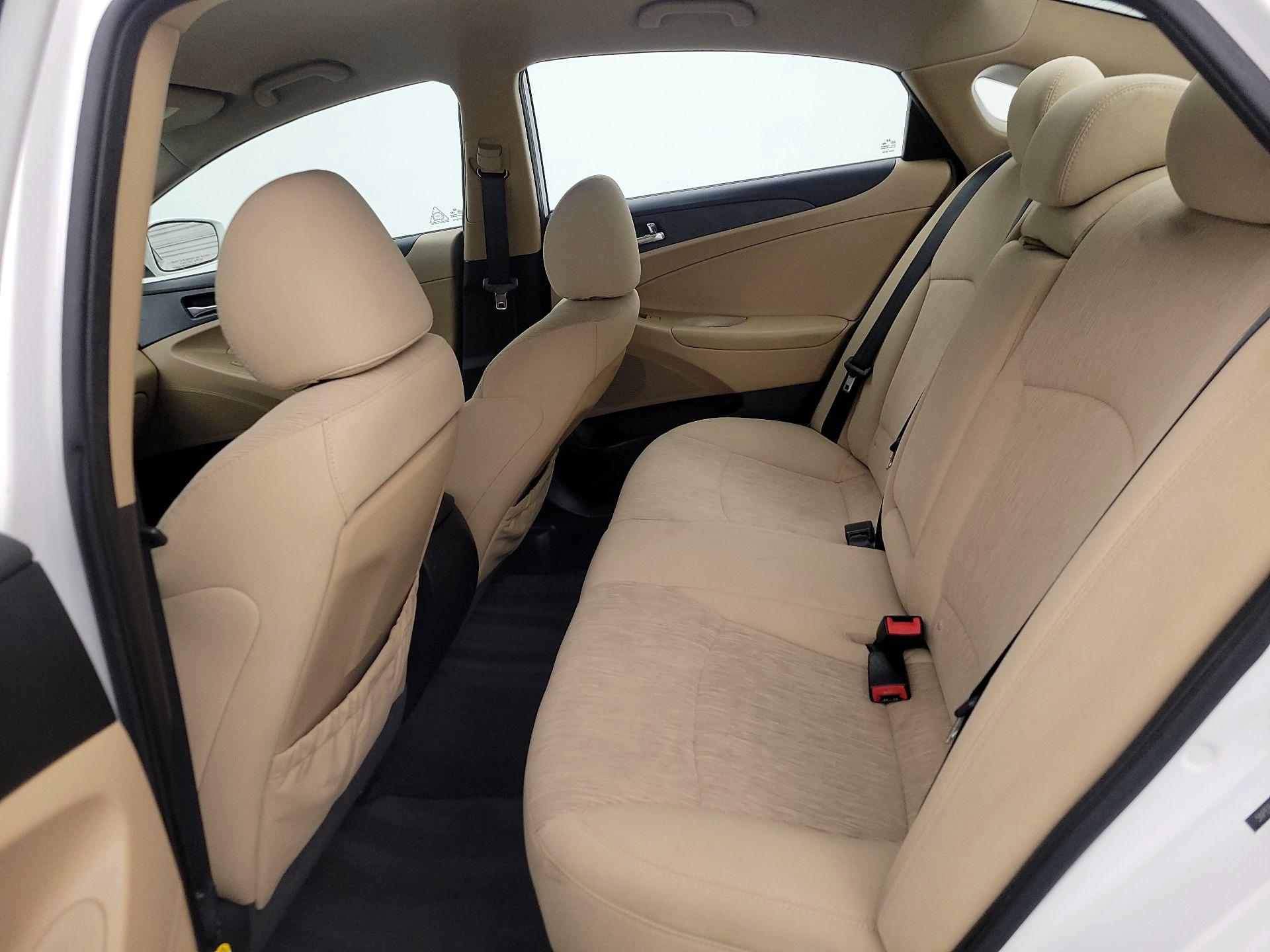 Thumbnail: 2014 Hyundai Sonata - 19