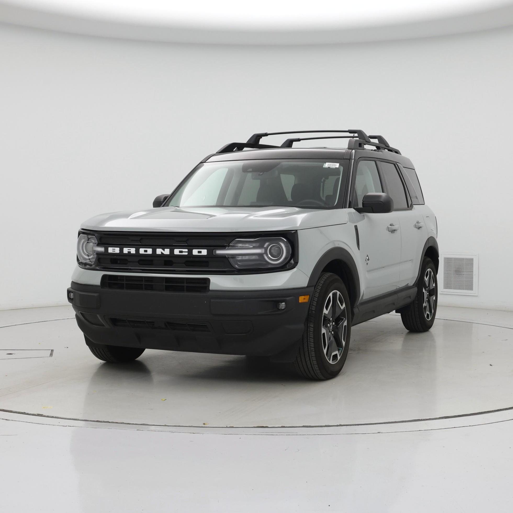Thumbnail: 2023 Ford Bronco Sport - 4